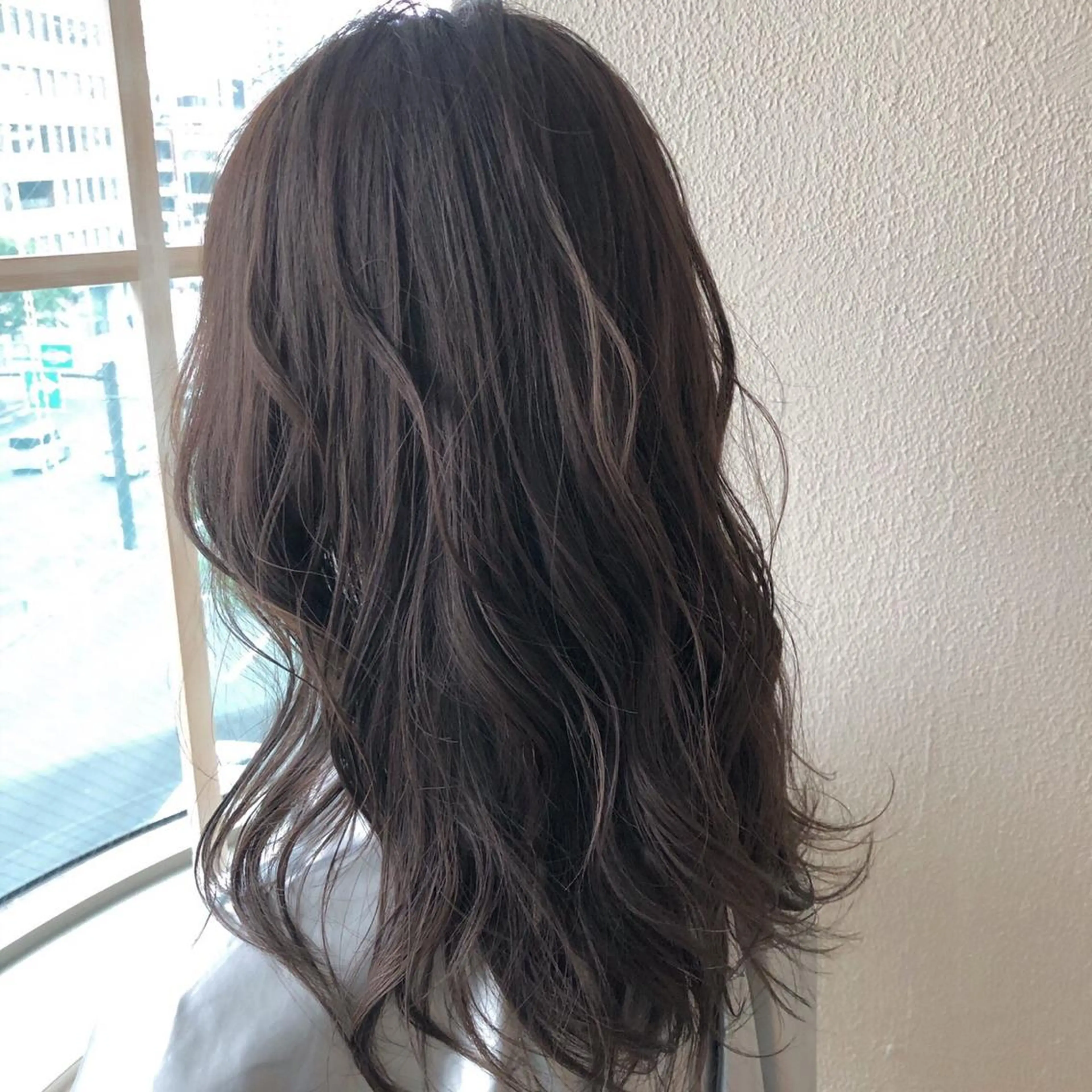 セミロング 🤎小顔レイヤー /ベージュ🤎友香のヘアスタイル