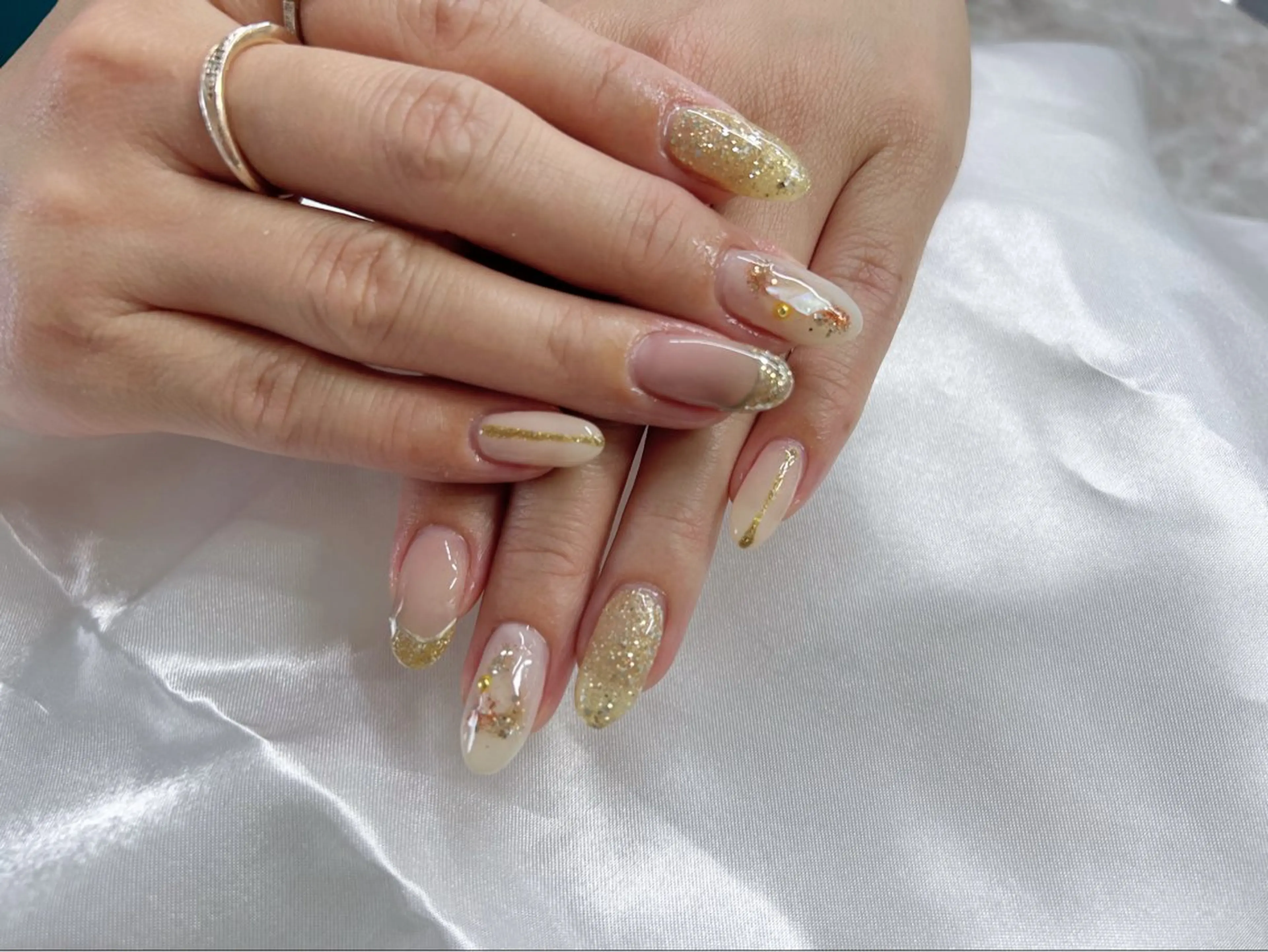 ネイル 冬ネイル クリスマス CARIS nailはづきのネイルデザイン