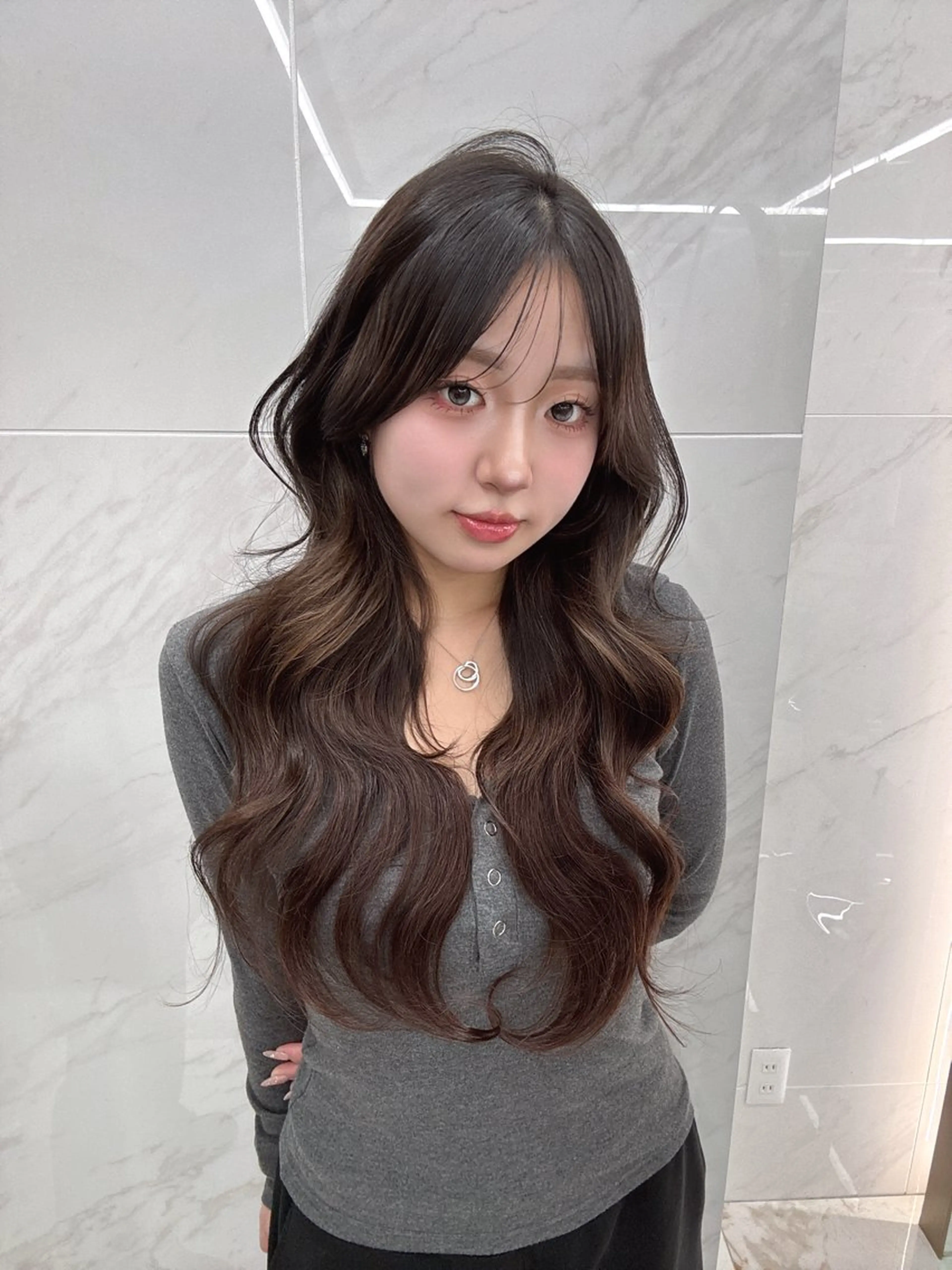 ロング のり🐼顔まわり/ 韓国/レイヤーカットのヘアスタイル