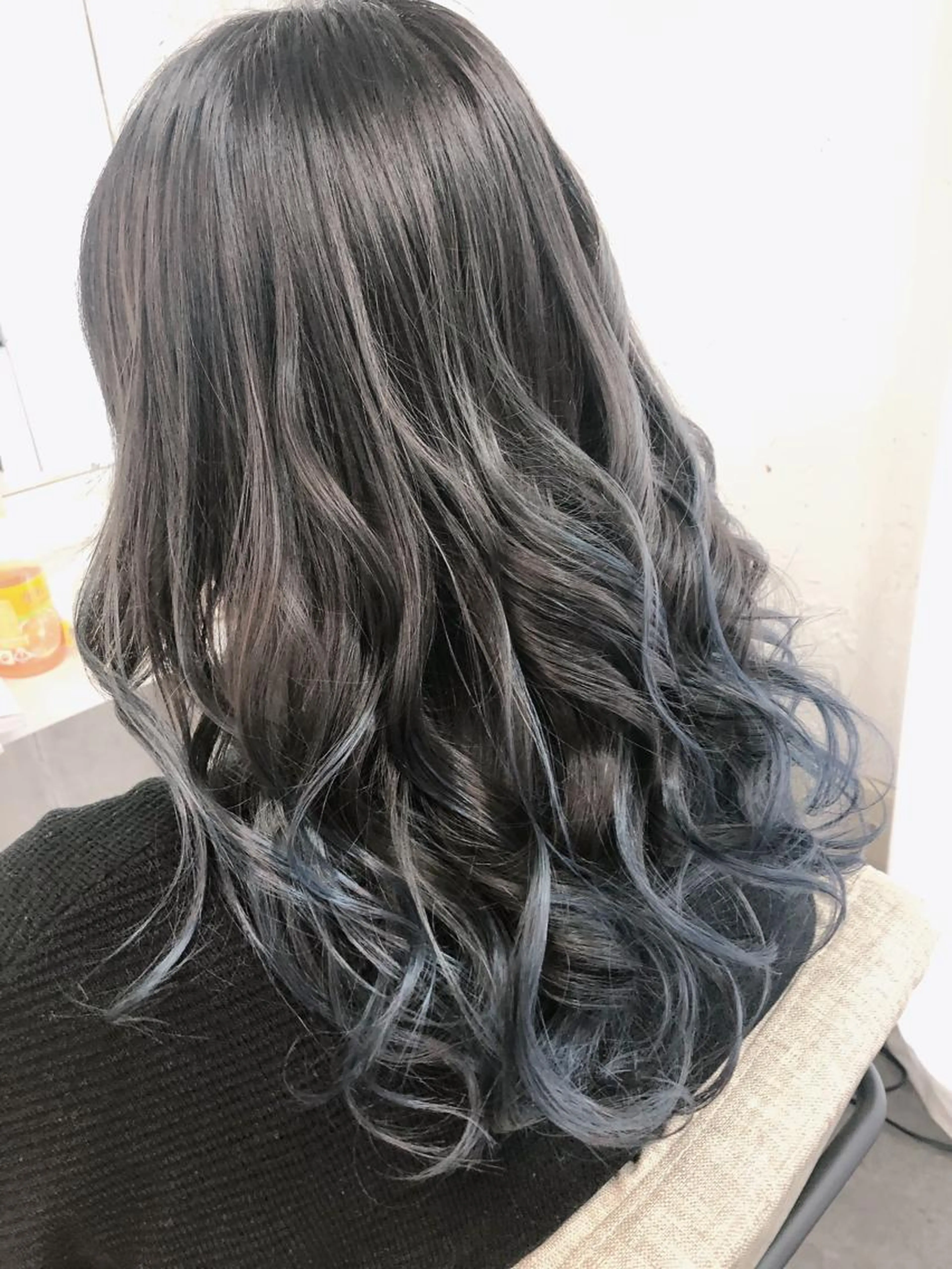 イルミナ等最新カラー剤グラデーションカラー🌈< ブリーチダメージ95%減>＆潤いヘアマスク💎+カット無料施術付き‪の写真