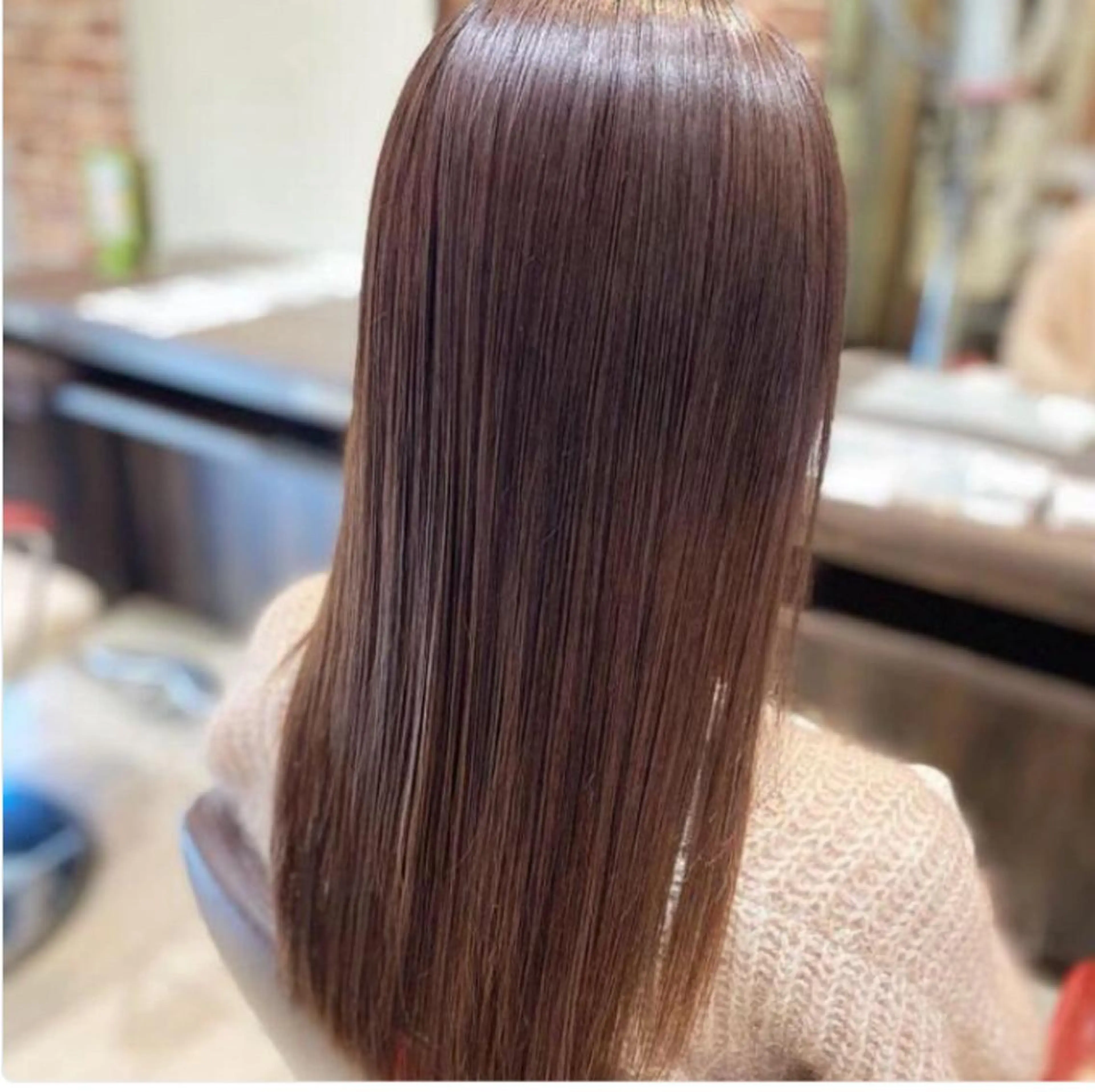 セミロング カラー 髪質改善 yui nishiwakiのヘアスタイル