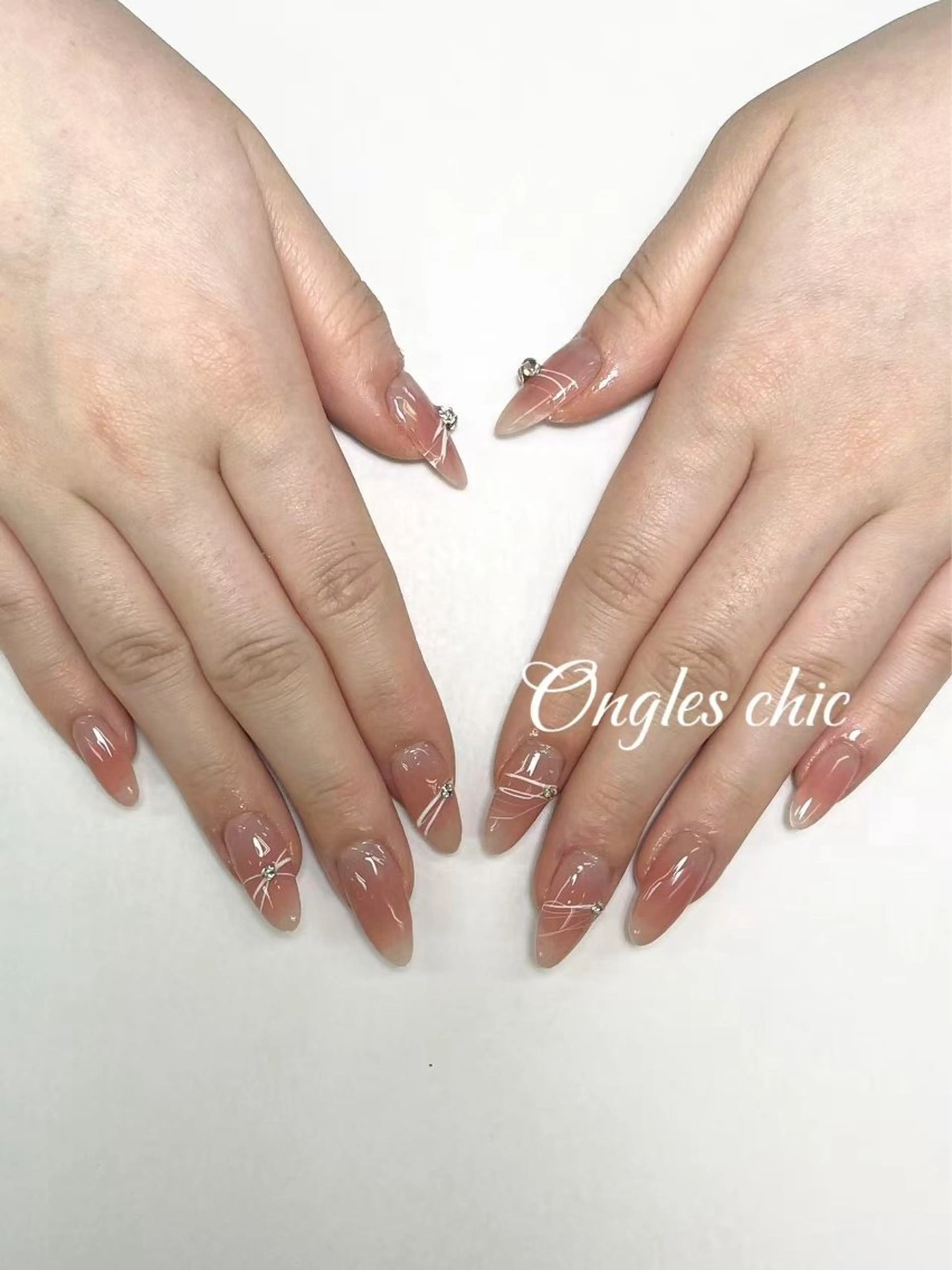 ネイル ongles chicのネイルデザイン