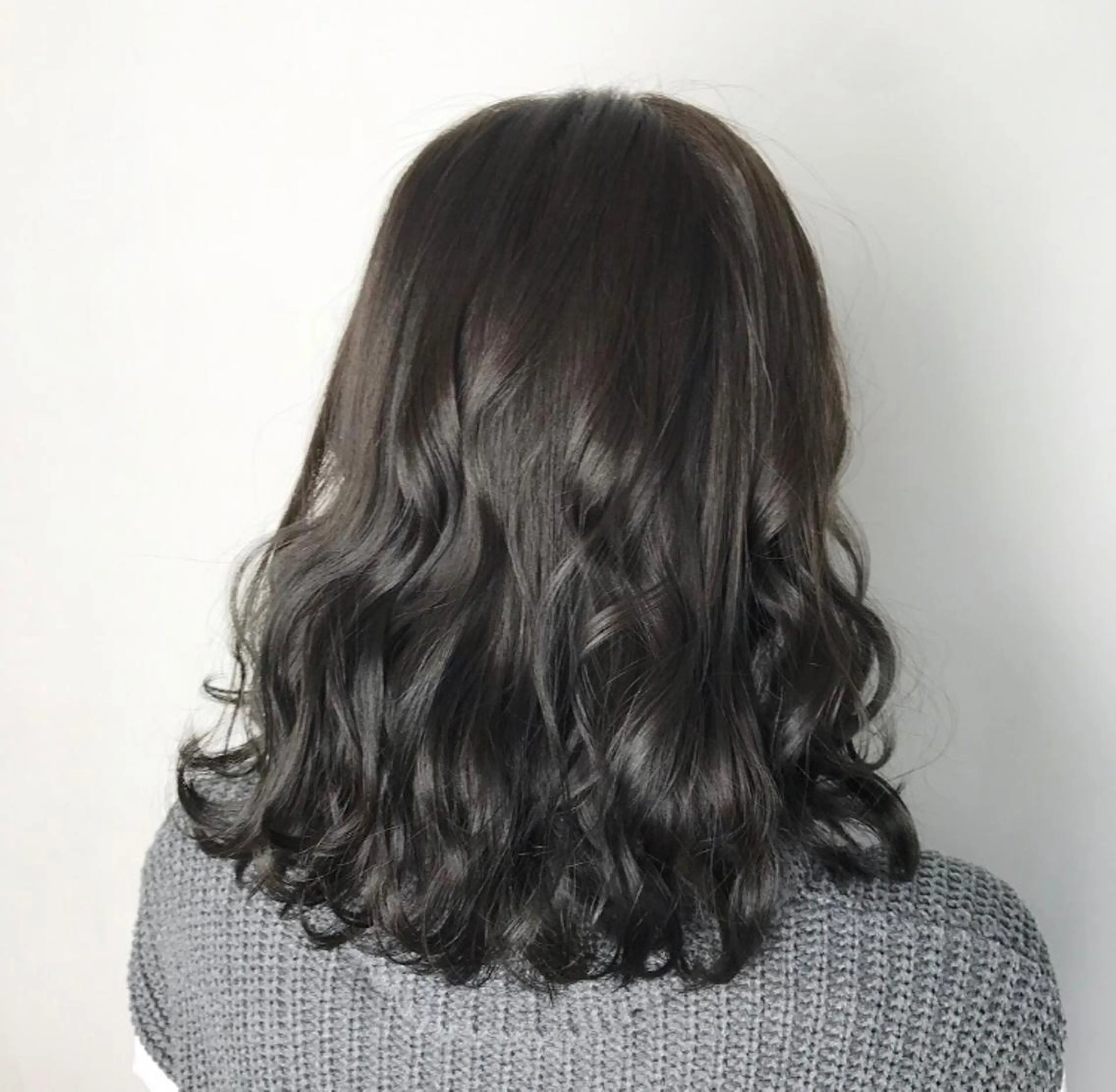 ショート ミディアム セミロング ロング カラー ダークグレー メンズカット特化柏駅 徒歩3分LOUのヘアスタイル