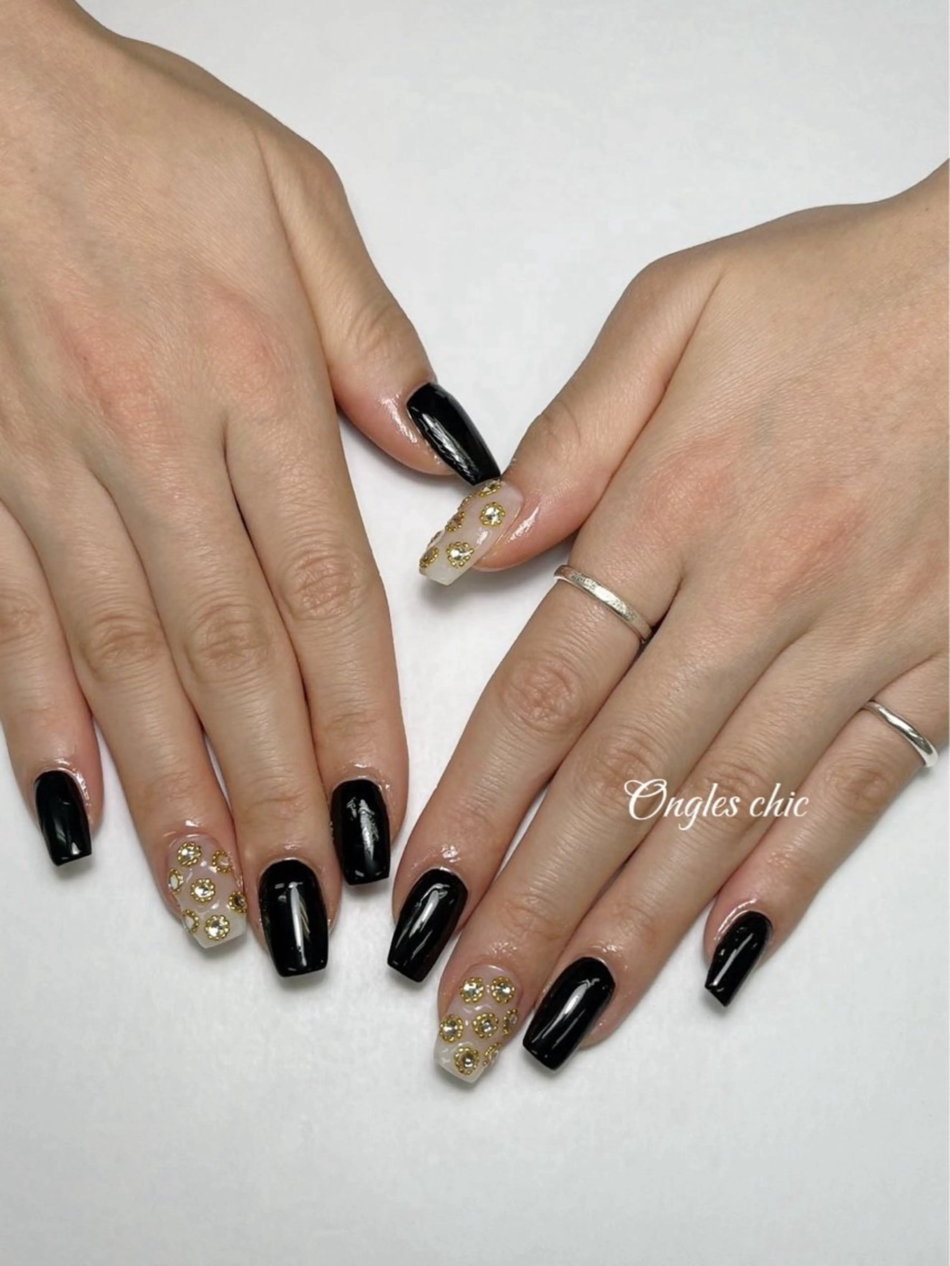 ネイル ハンドネイル ongles chicのネイルデザイン