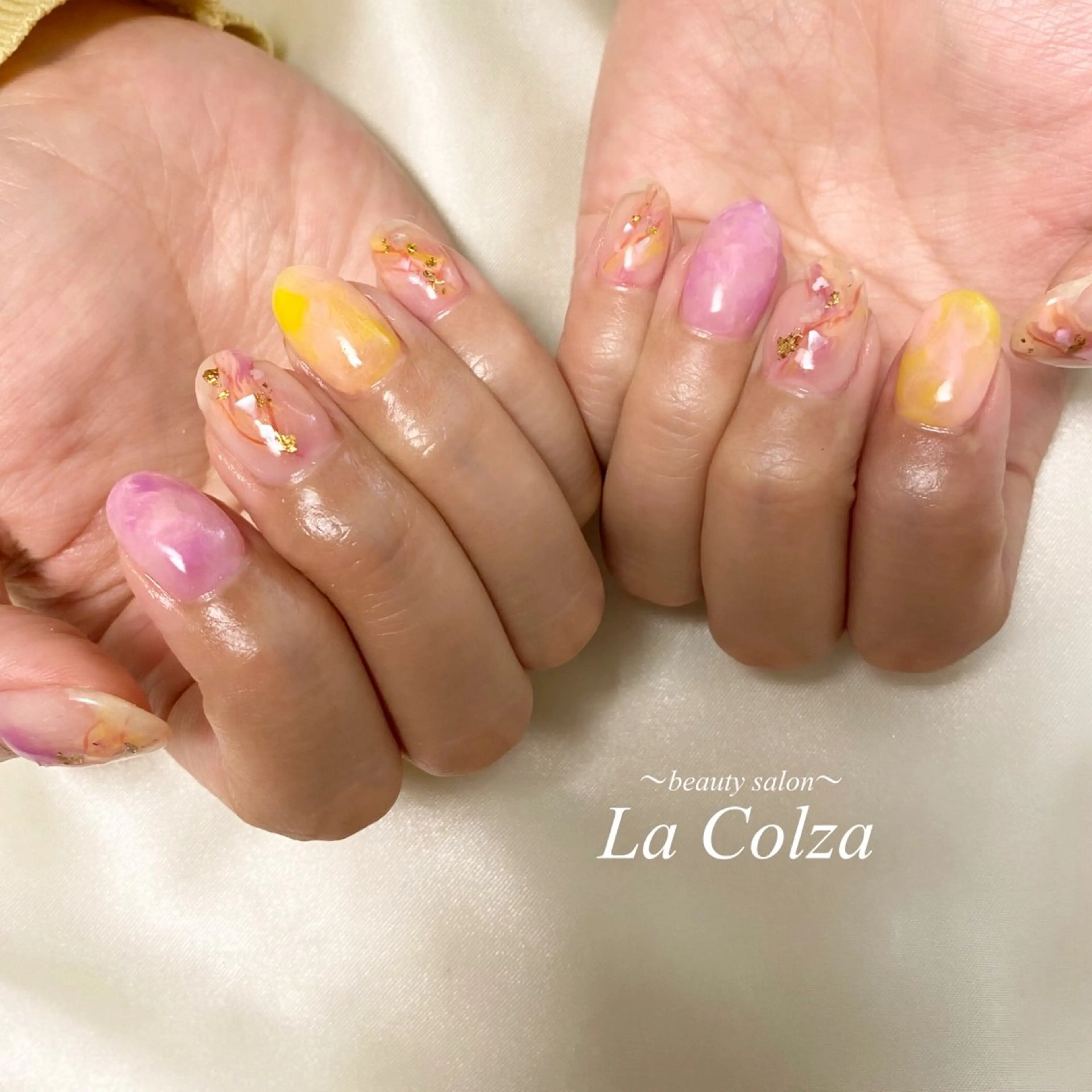 ネイル La Colzaのネイルデザイン