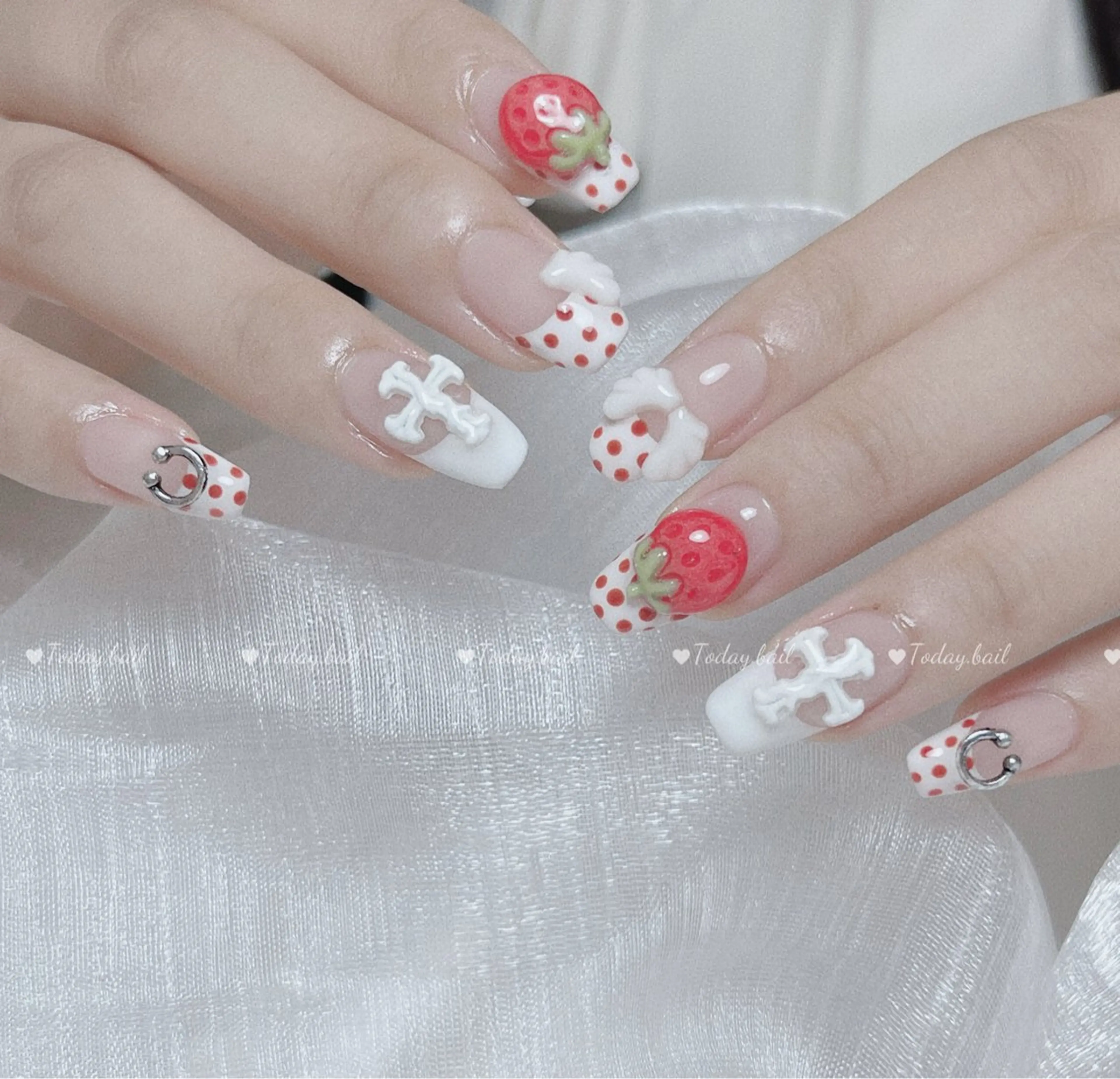 ネイル ハンドネイル 🎀Today nail💅のネイルデザイン