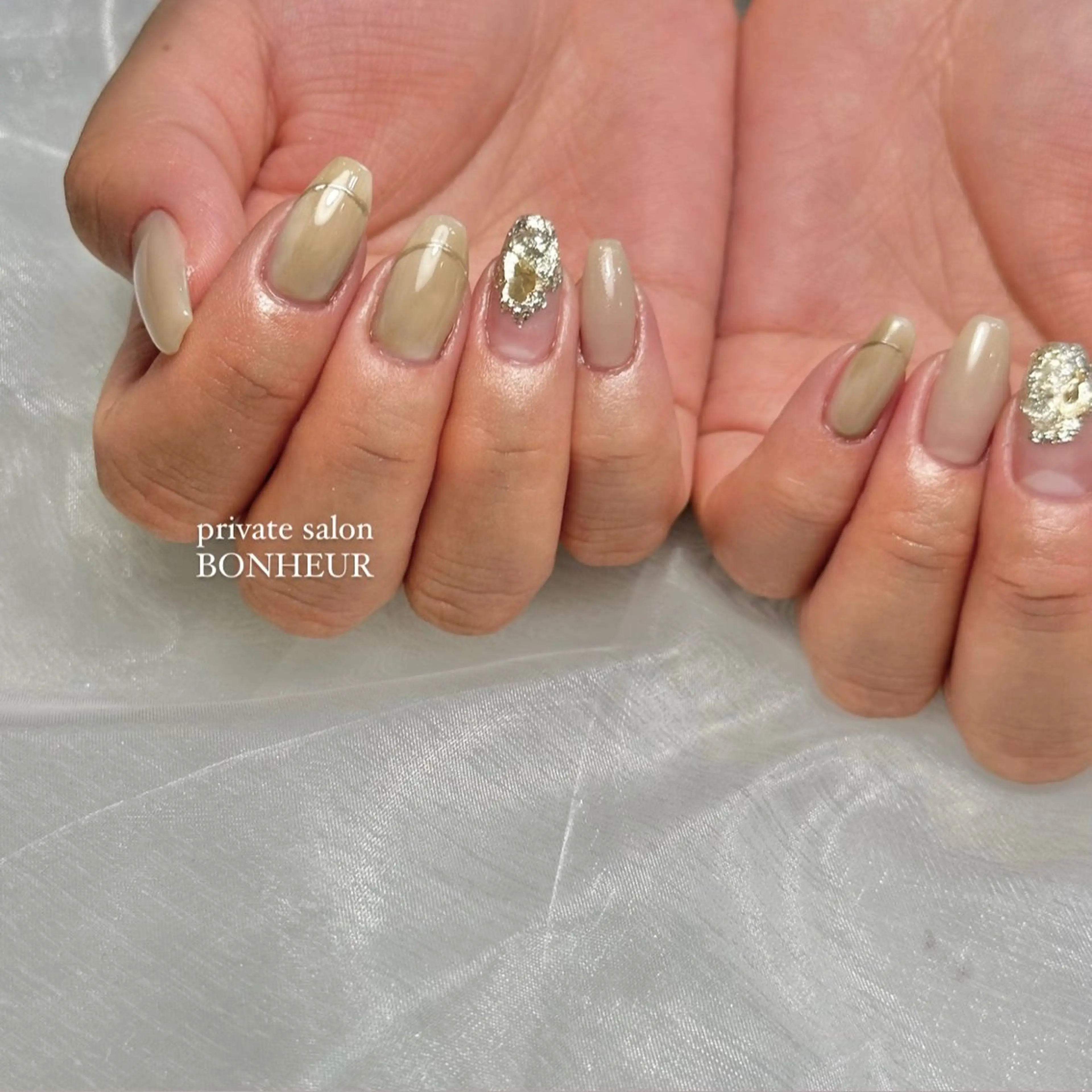 ネイル ハンドネイル BONHEUR Annaのネイルデザイン