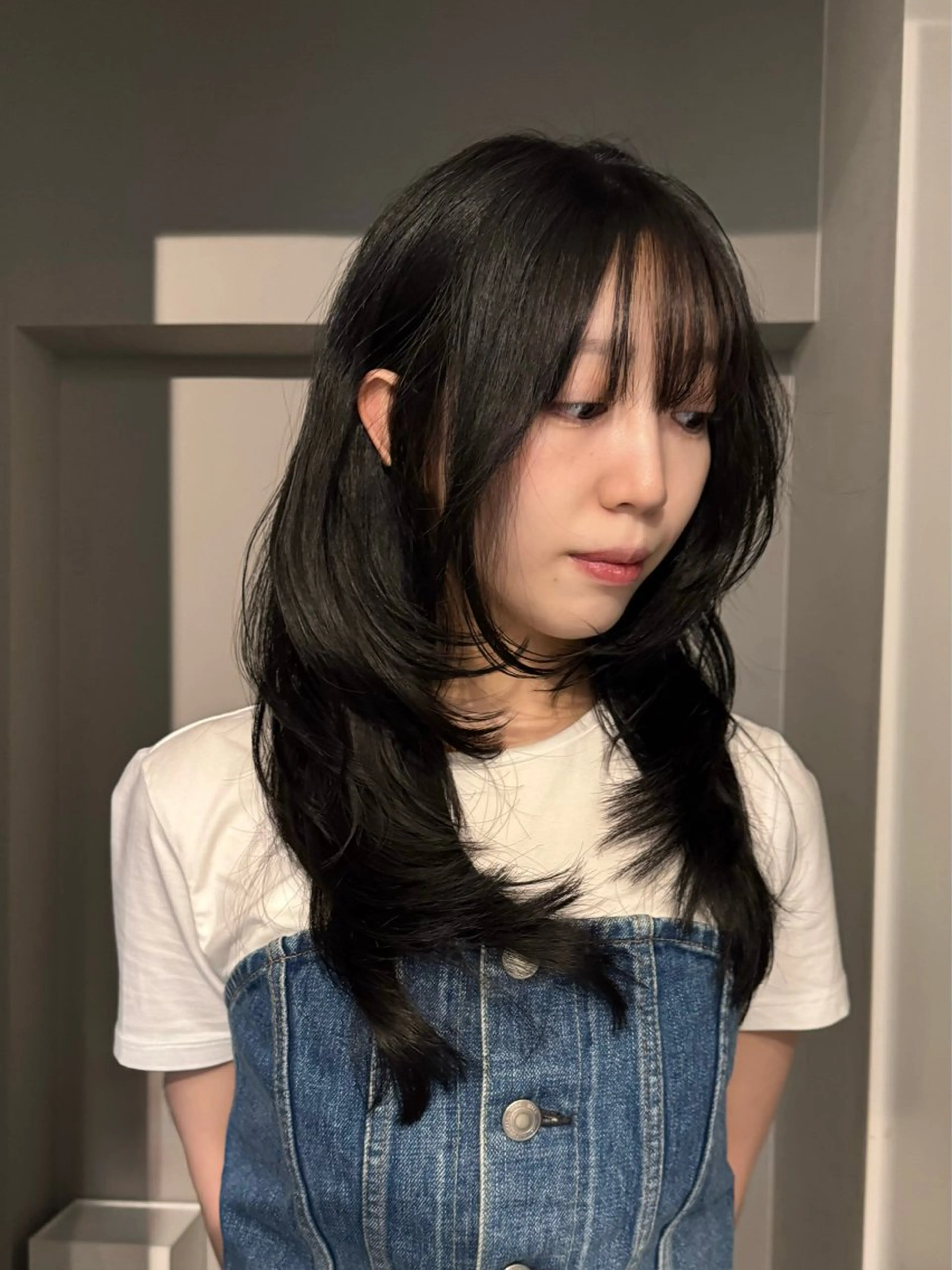 セミロング カラー ワンカールで盛れる レイヤー🎀Macoのヘアスタイル