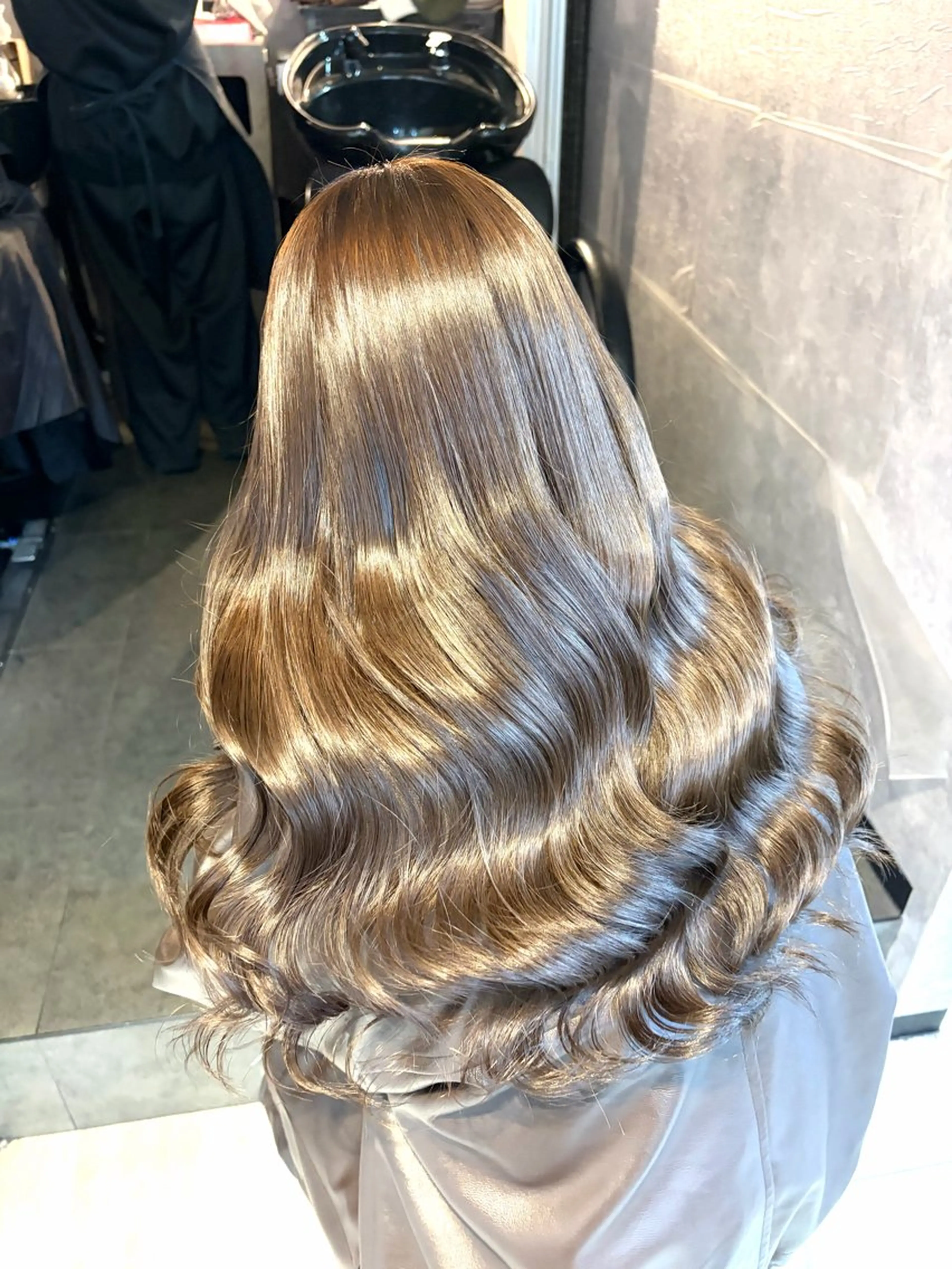 ロング カラー ヘアカラー 🩶鈴木茉奈🩶艶髪 /透明感/暖色カラーのヘアスタイル