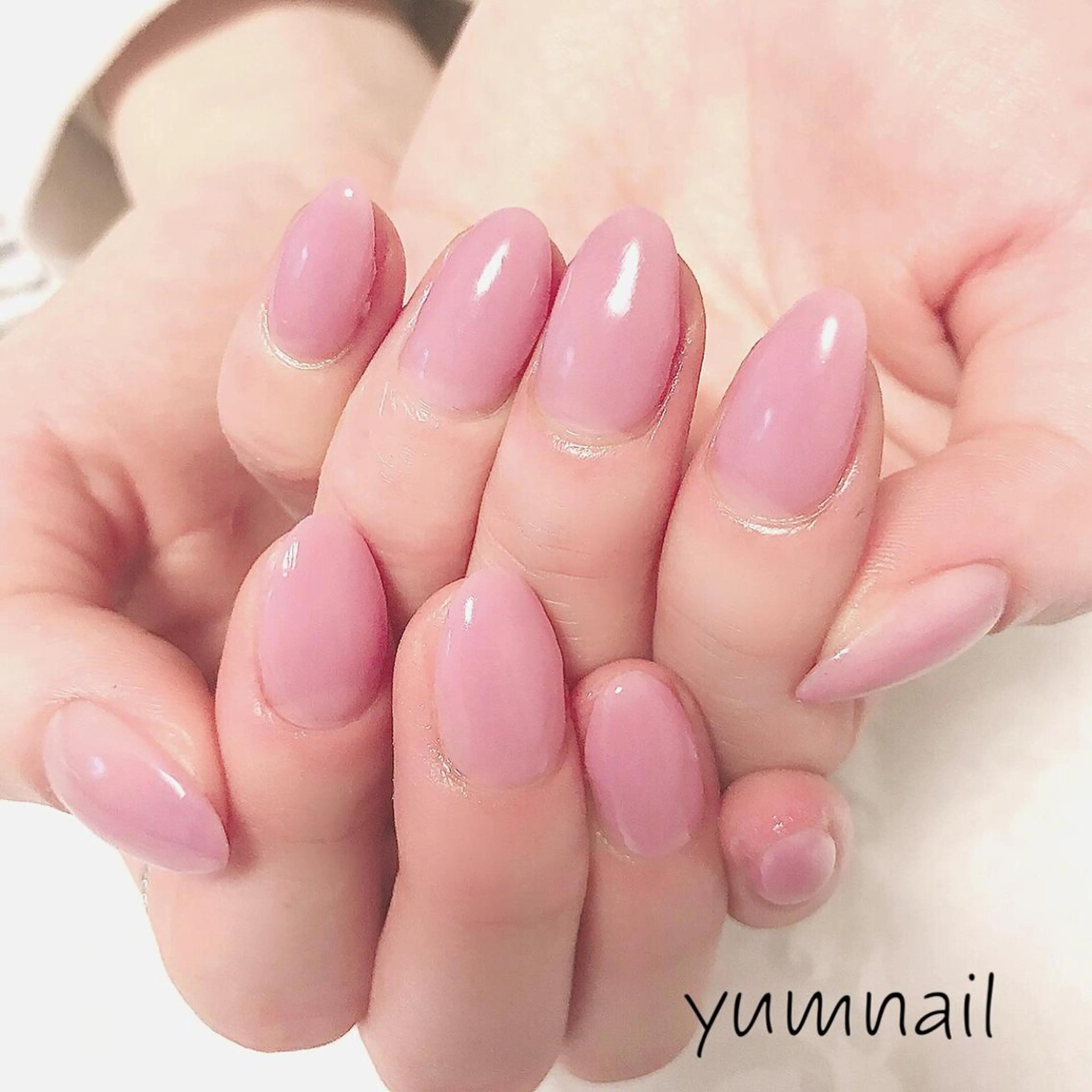 ネイル ワンカラーネイル ピンク ハンドネイル yumnail (ネイル&脱毛)のエステ・リラクイメージ