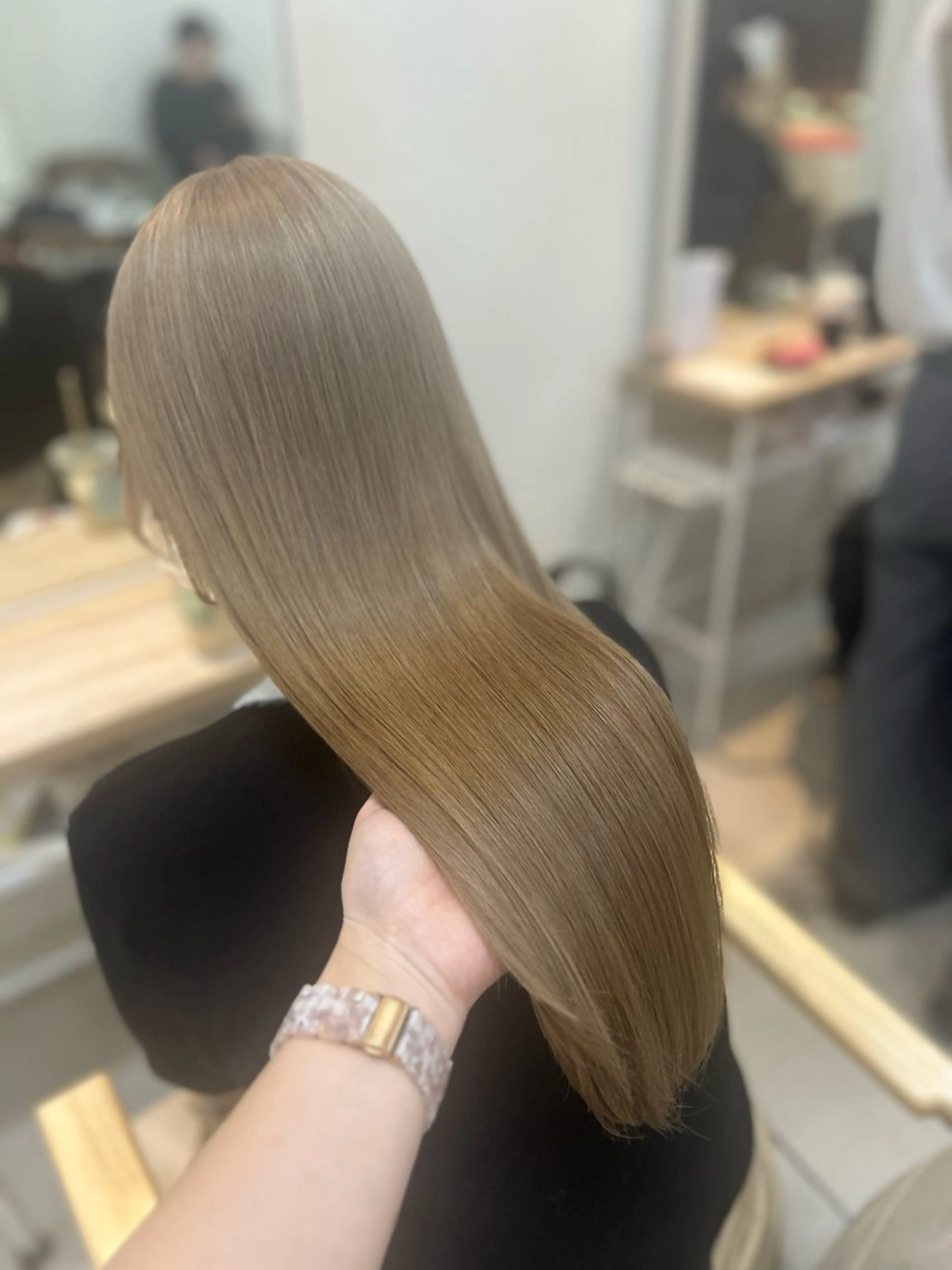 ロング 💞艶モテ髪✨ MOENA💞のヘアスタイル