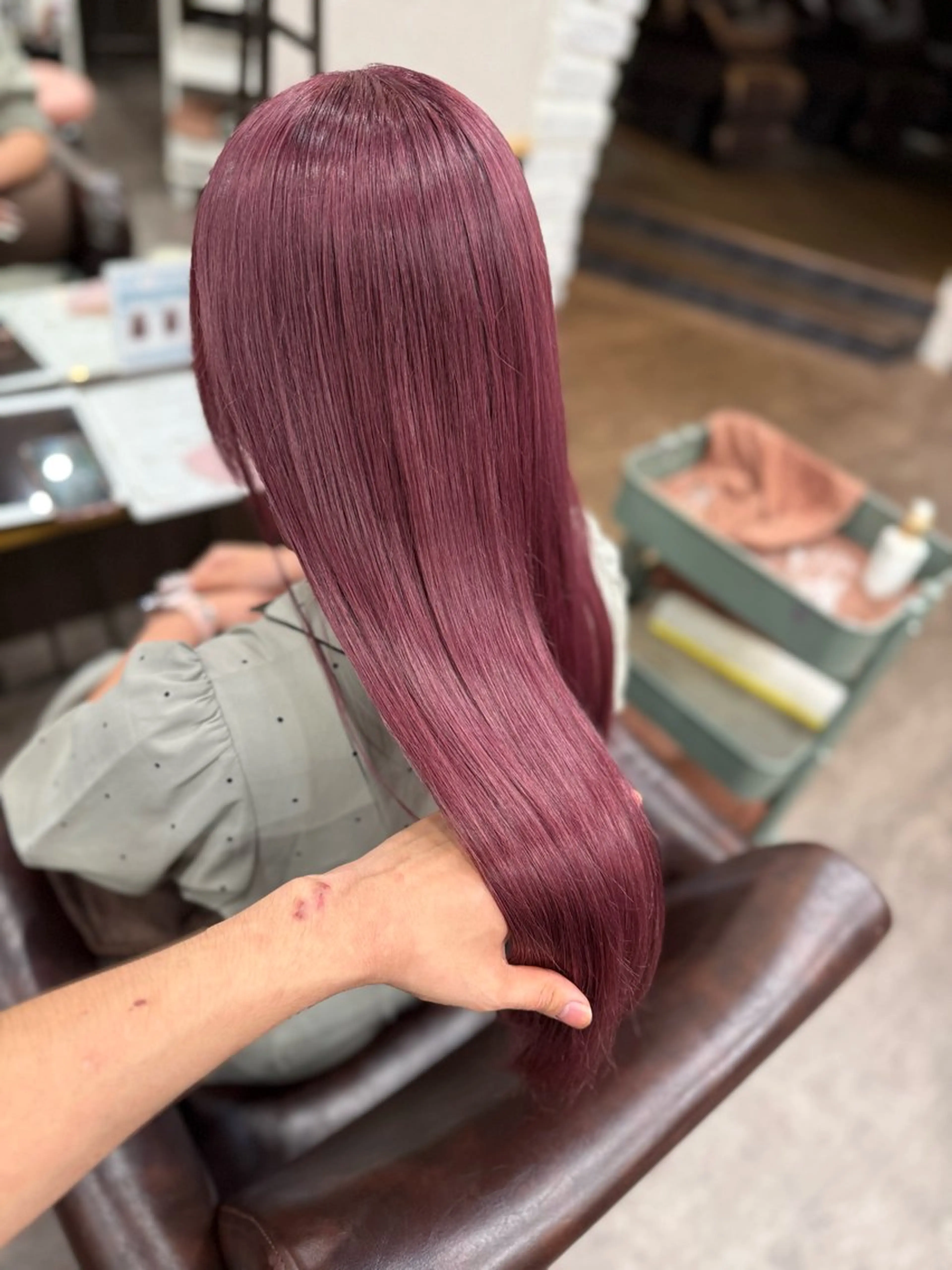 ロング カラー ベージュカラー ラベンダーカラー ラベンダーピンク ピンクカラー ピンクベージュ カット ヘアカラー トリートメント 艶カラー✨️派手髪 🦄renのヘアスタイル