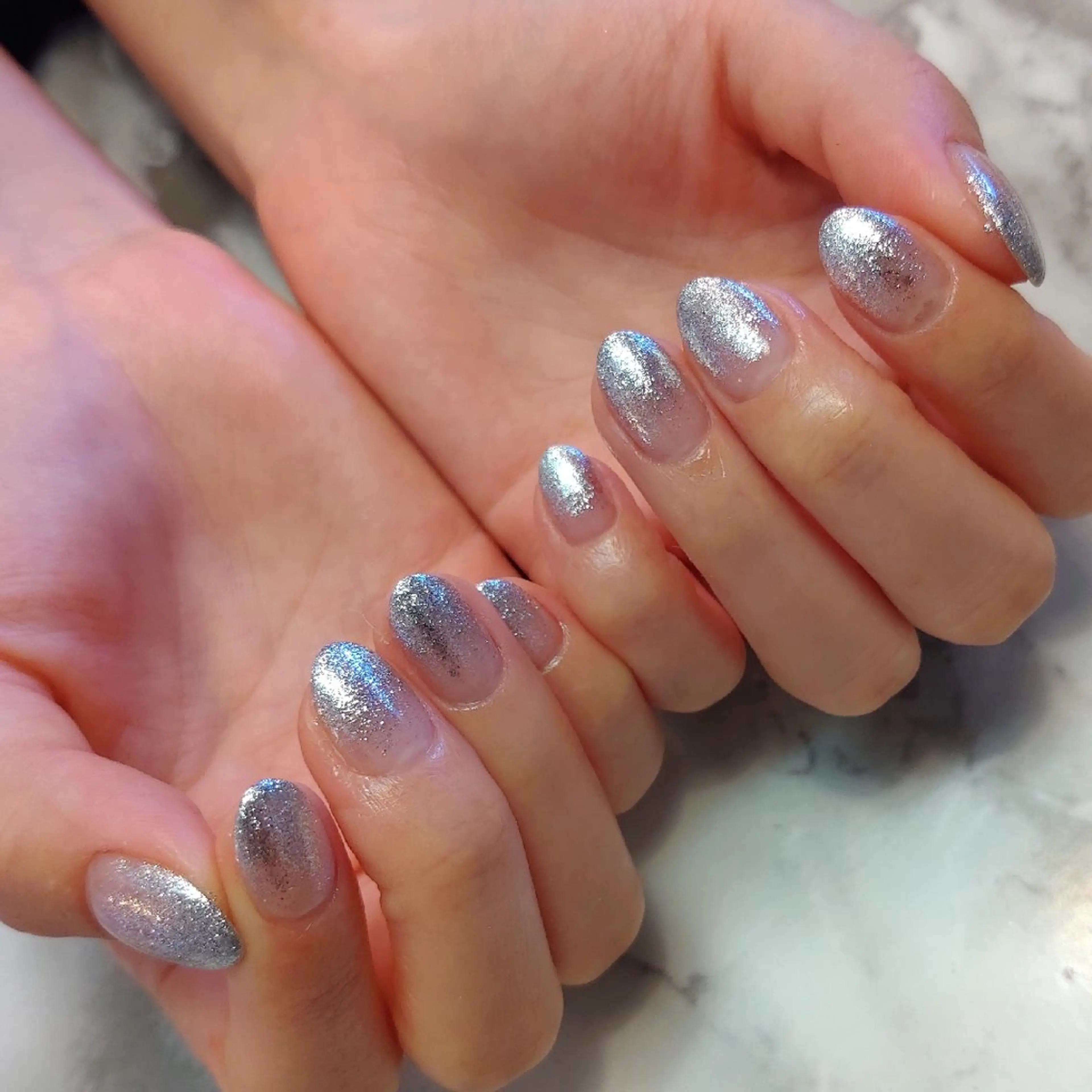 ネイル ラメ(グリッター) ラメグラデーション ジェヌインネイル 河内のネイルデザイン