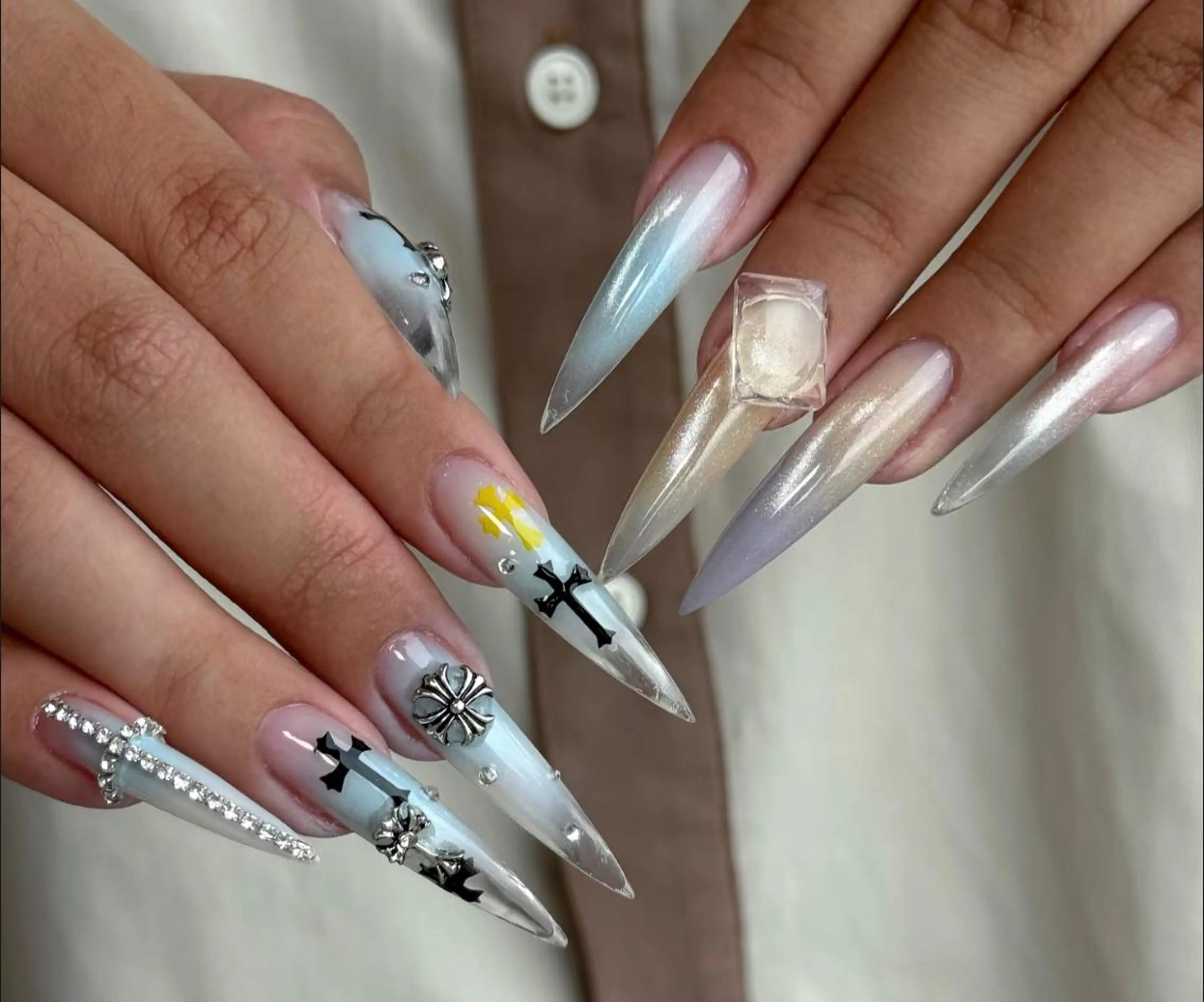 ネイル ハンドネイル 🎀 Ayaka_nailのネイルデザイン