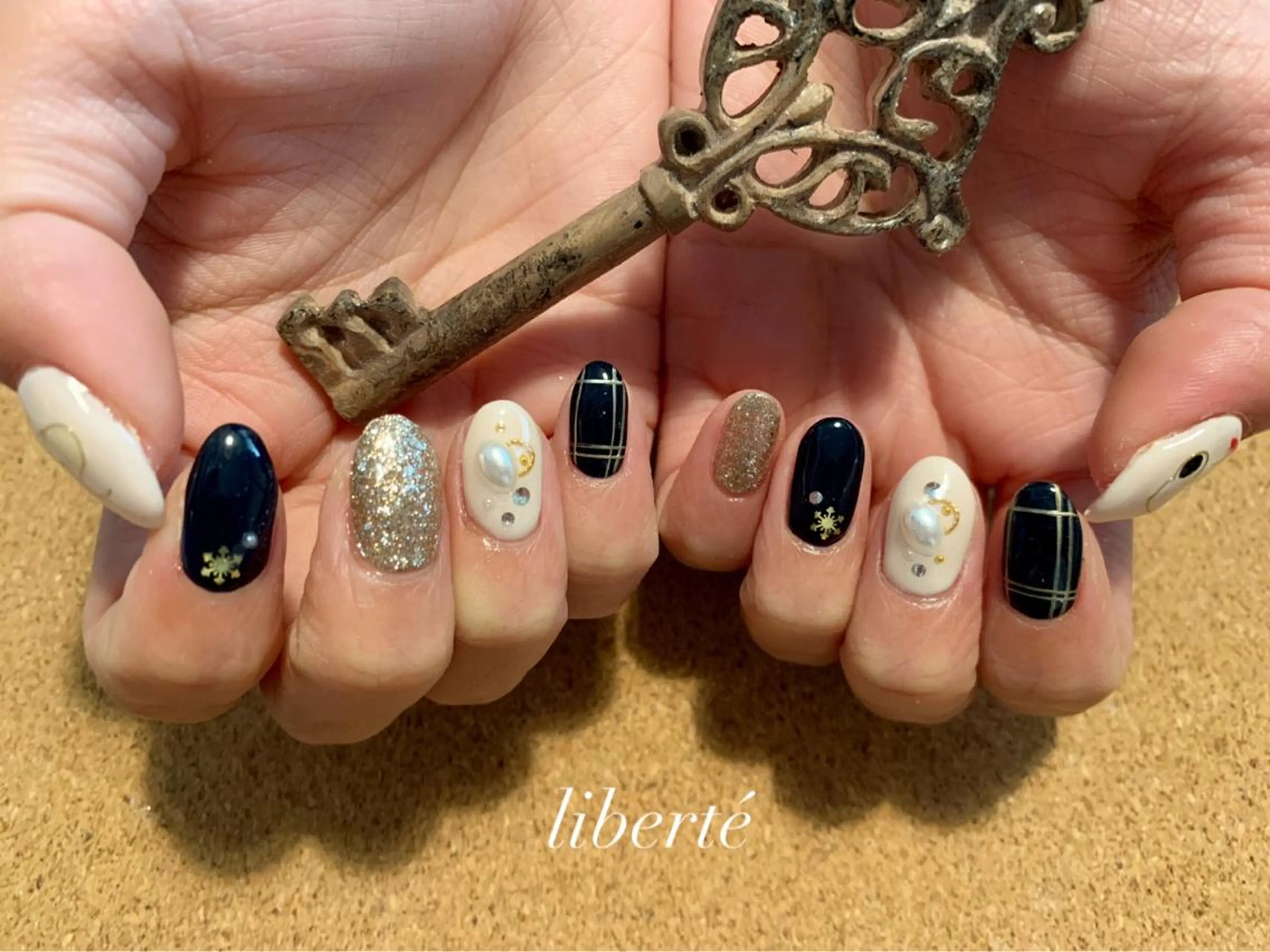 ネイル liberté (リベルテ)のネイルデザイン