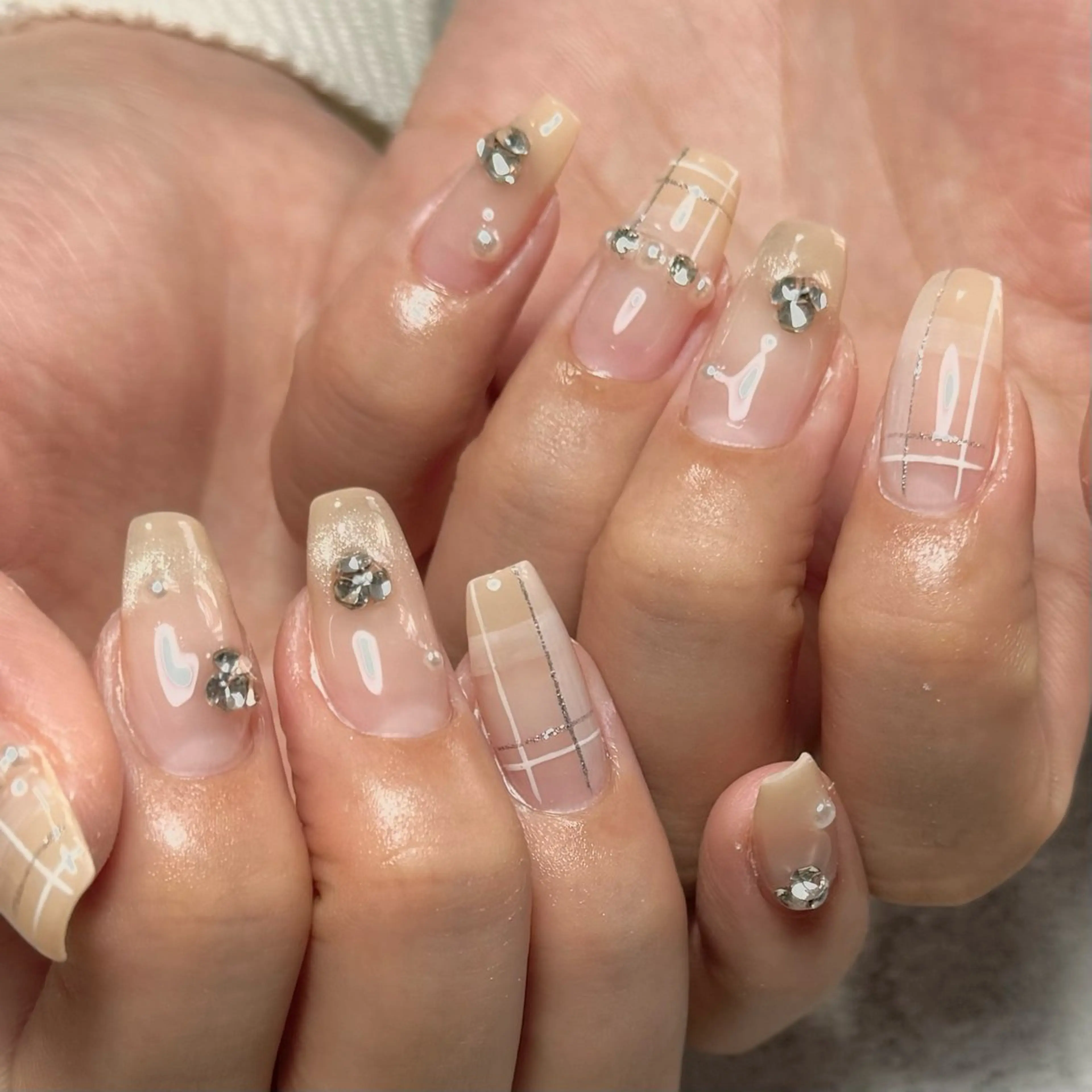 ネイル ハンドネイル NAIL303 🛼 SHIORIのネイルデザイン