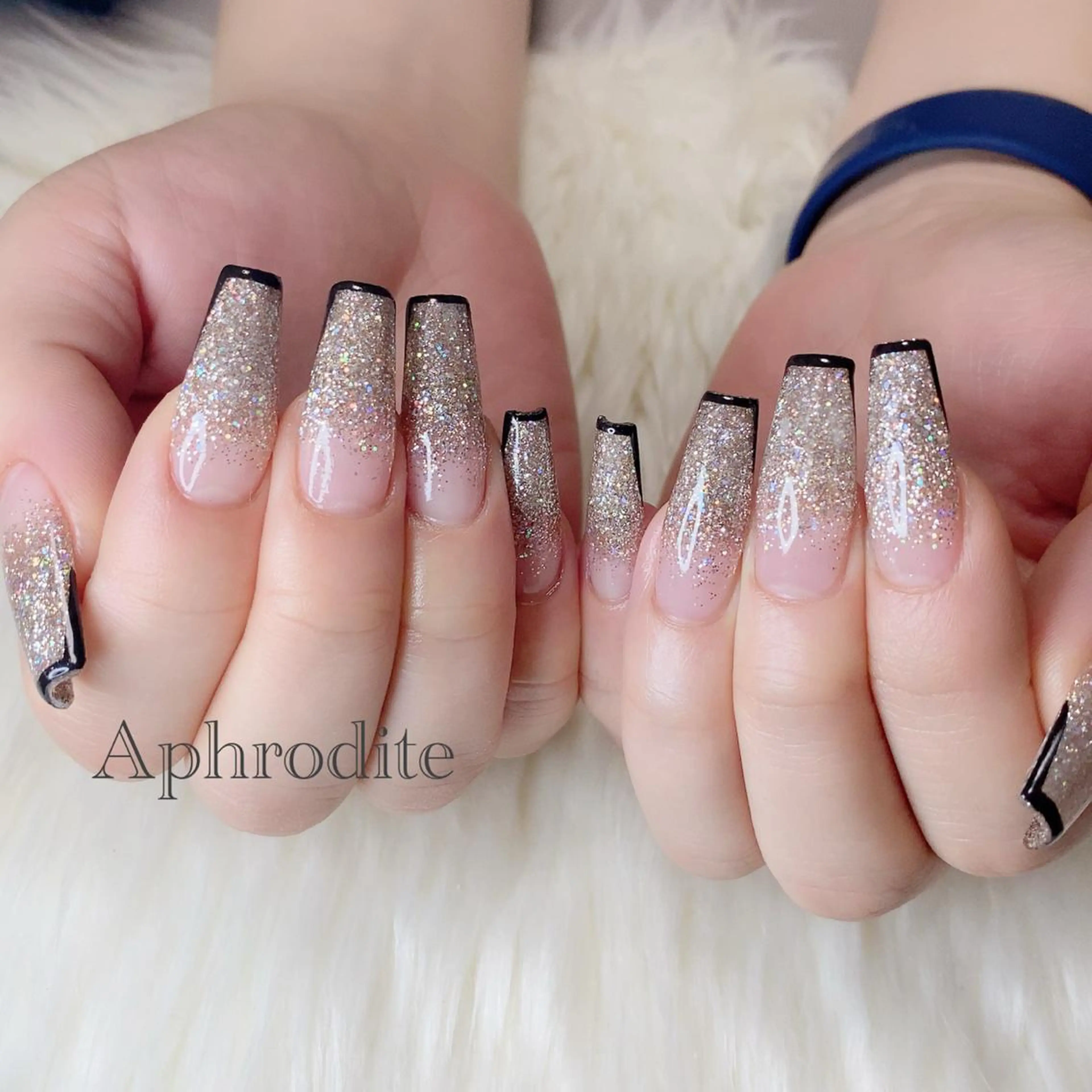 ネイル Aphrodite パラジェル認定サロンのネイルデザイン