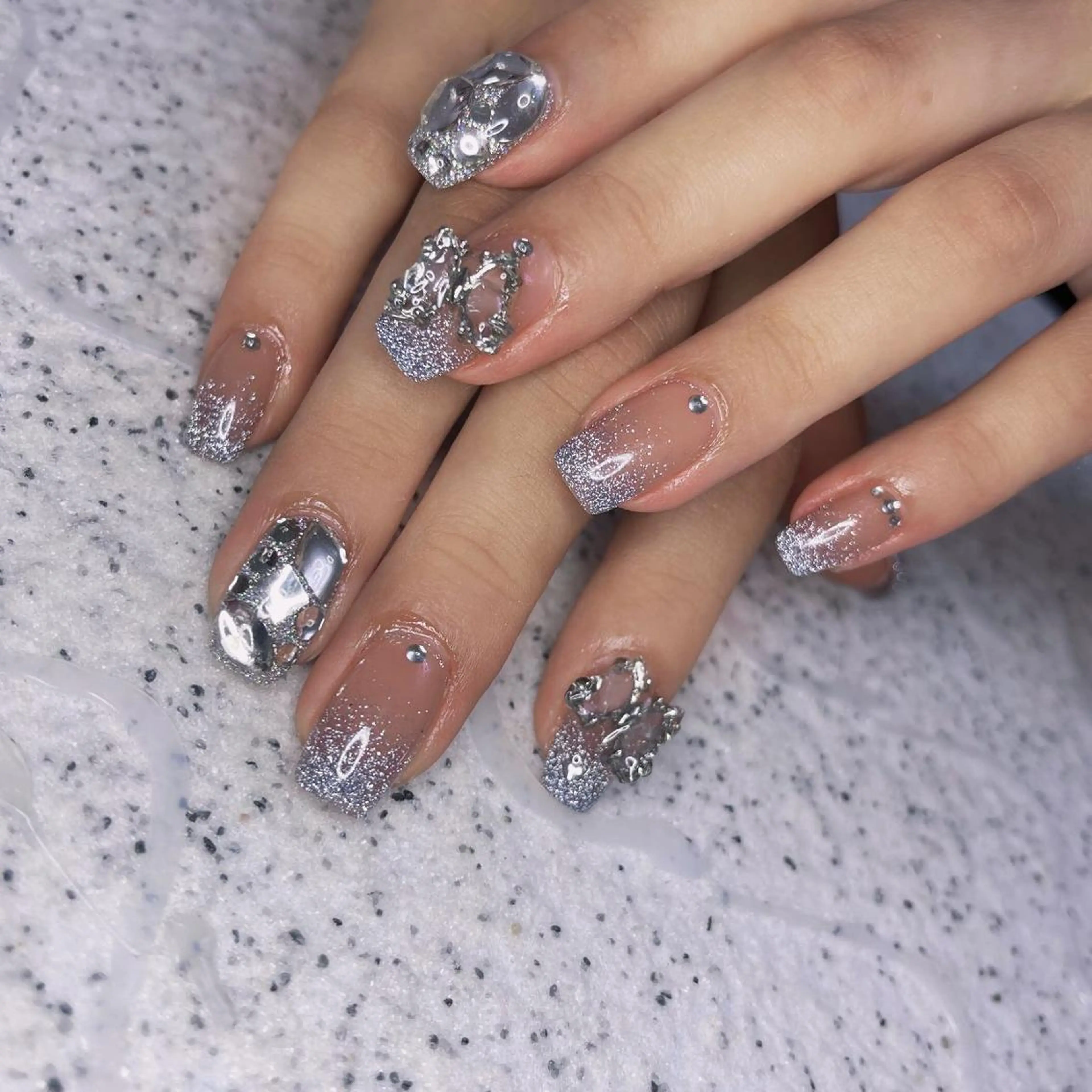 ネイル Queens ciciのネイルデザイン