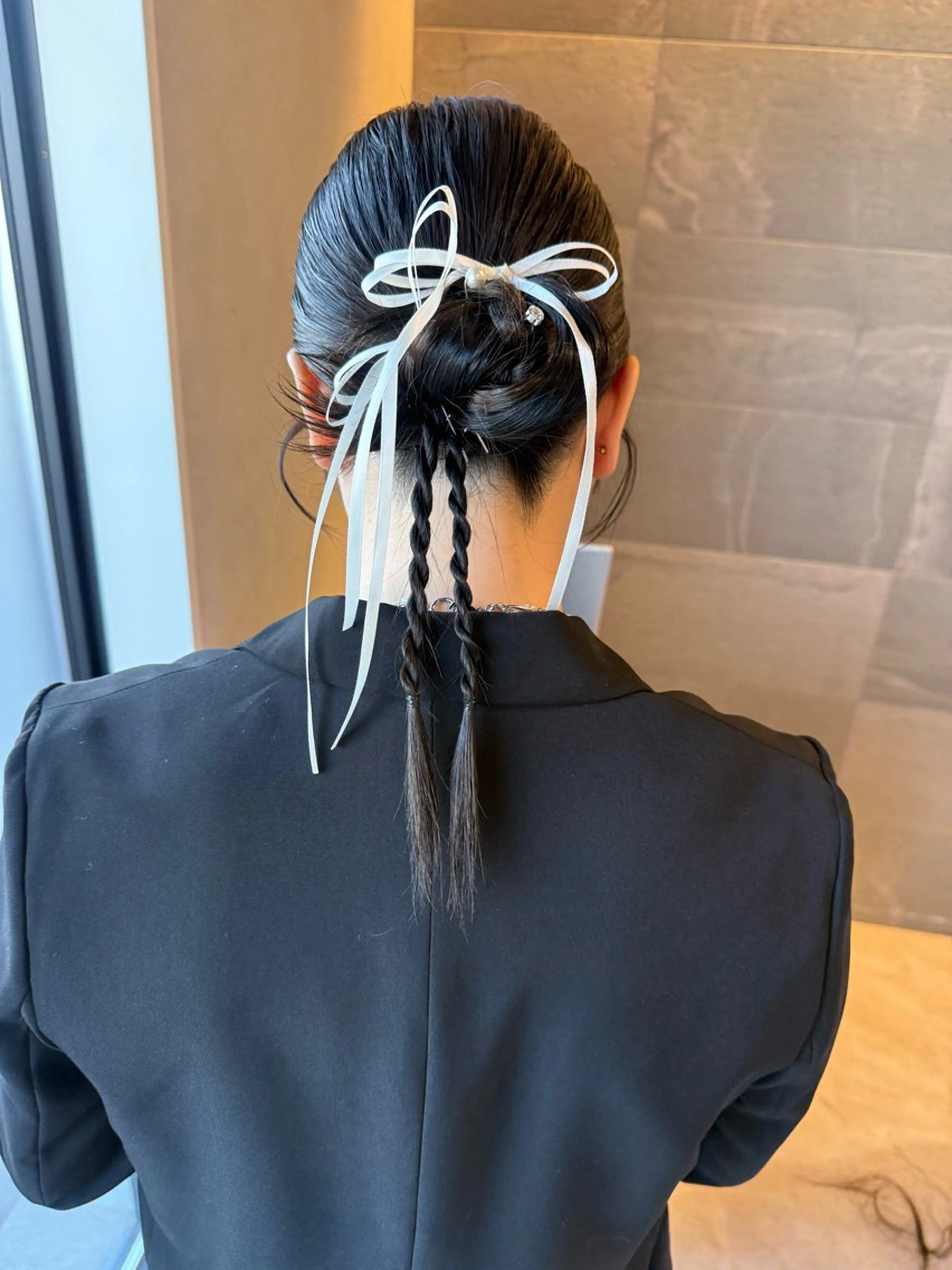 ミディアム ヘアアレンジ ヘアセット 透明カラー/レイヤー misaki °*のヘアスタイル