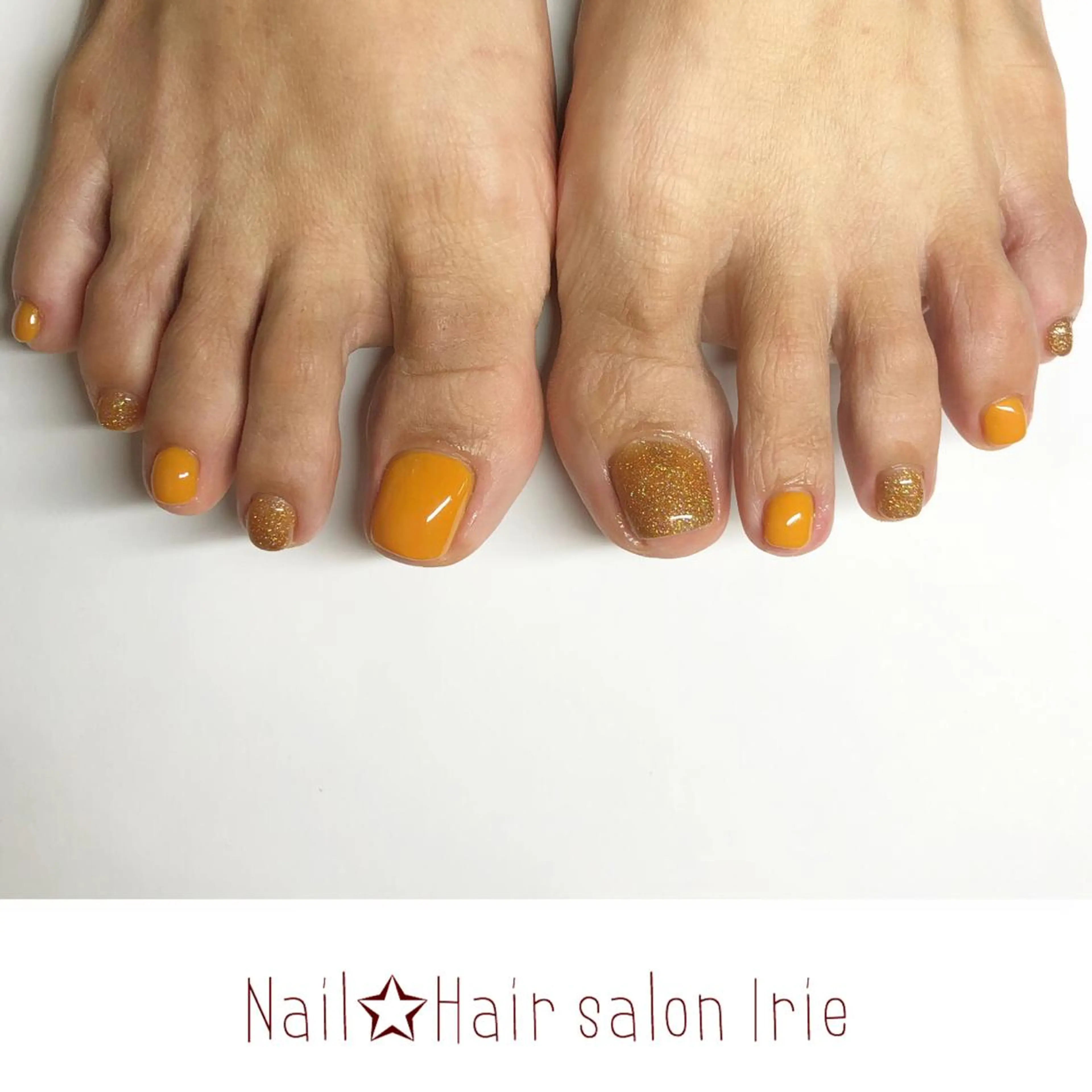 ネイル フットネイル 與儀 知佳のネイルデザイン