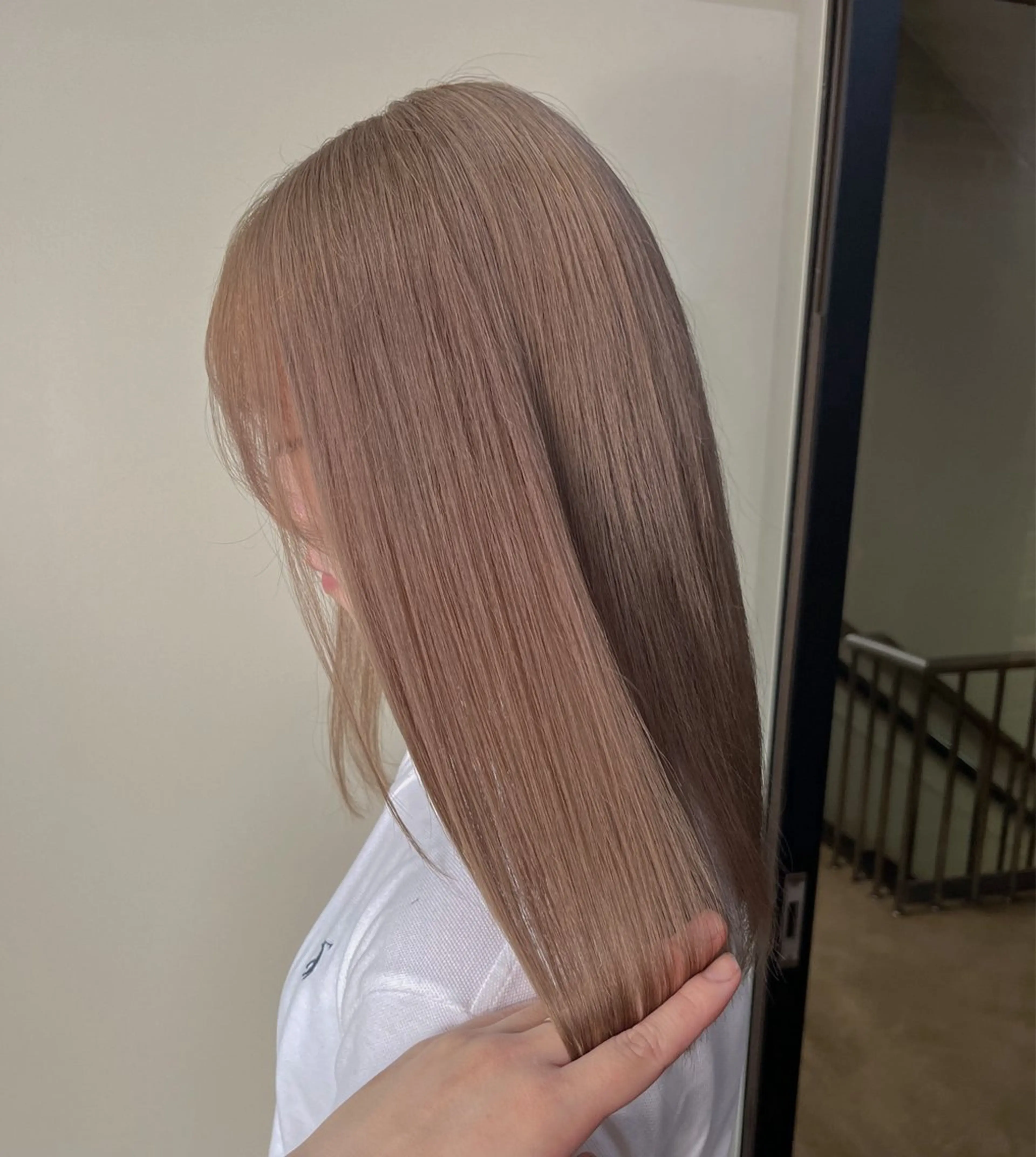 ロング カラー カット ヘアカラー トリートメント ヘアセット 似合わせベージュ 🍯ayumi🍯のヘアスタイル