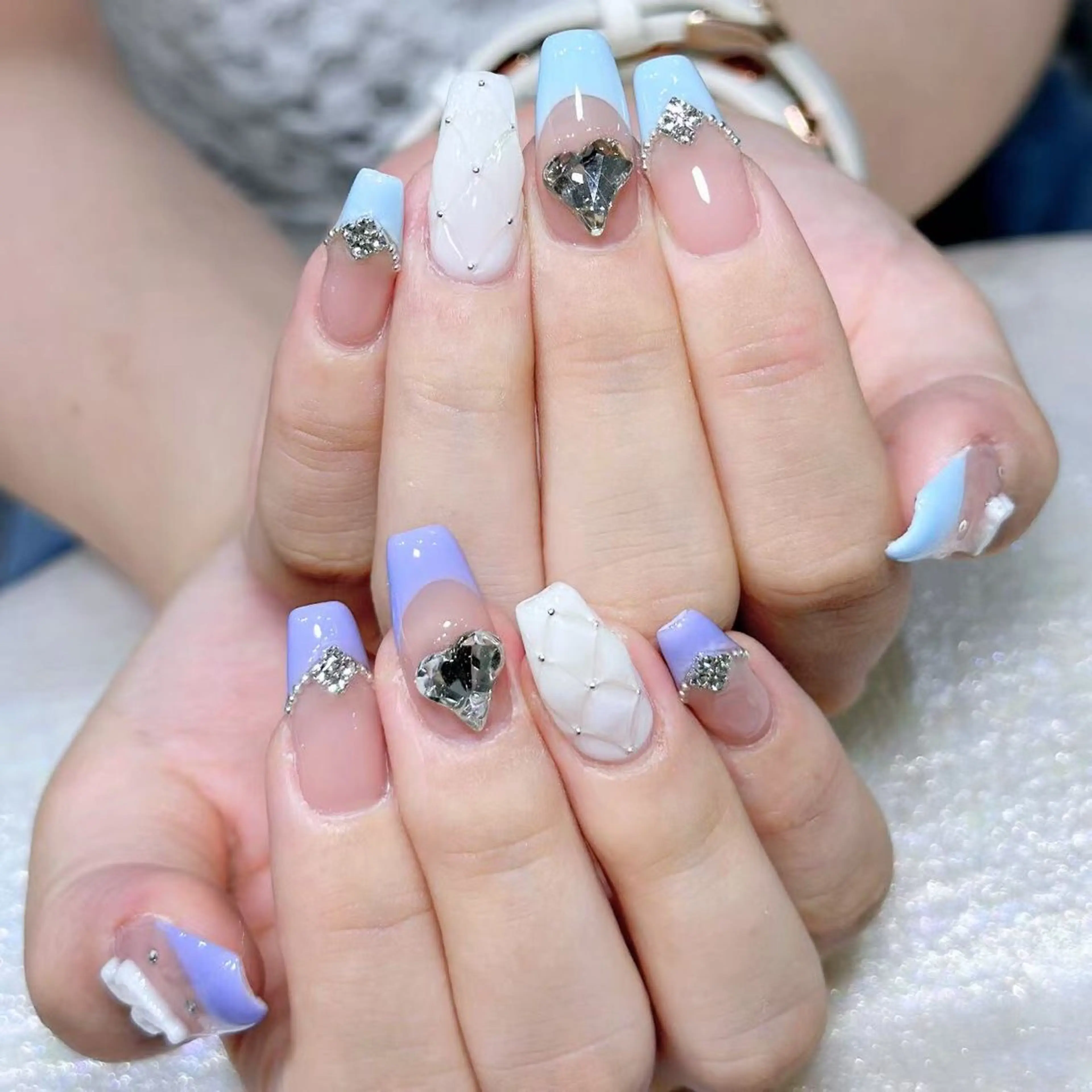 ネイル ハンドネイル Queens ひなのネイルデザイン