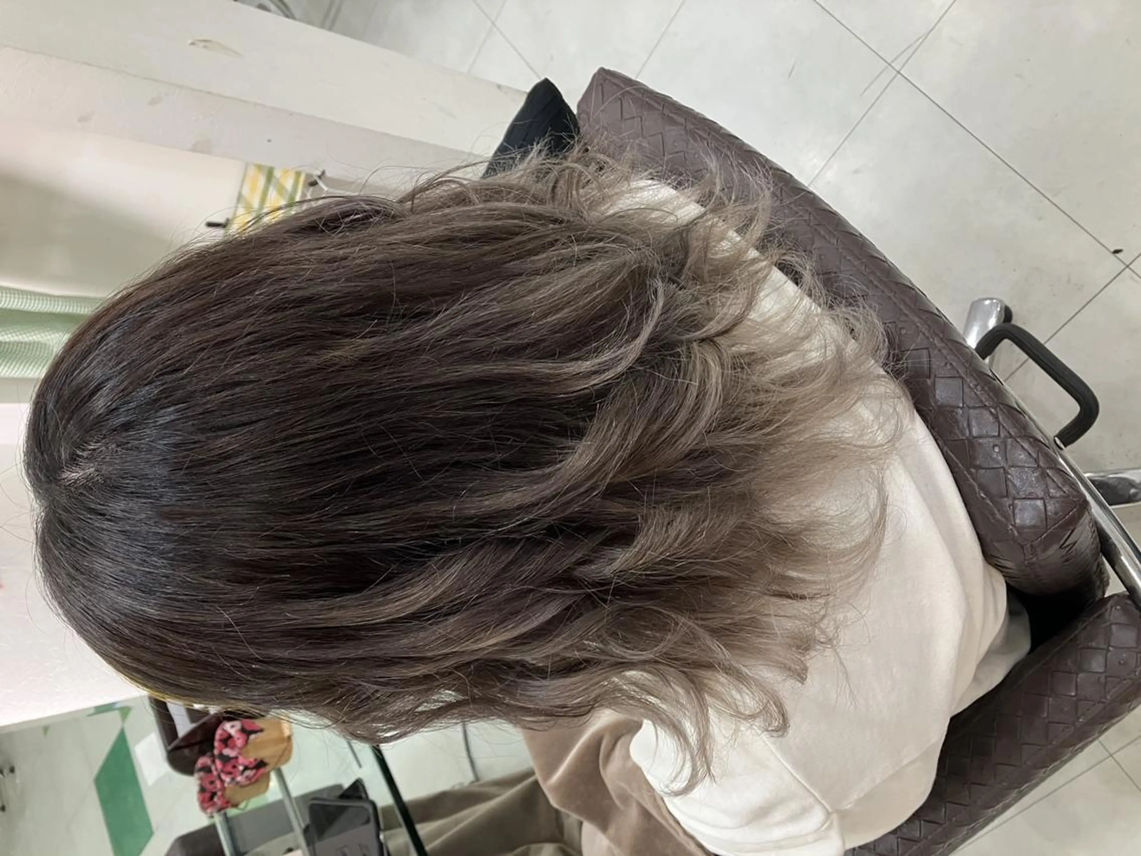 ミディアム ヘアカラー 💐リラジュネス💐 美髪Salon💫のヘアスタイル