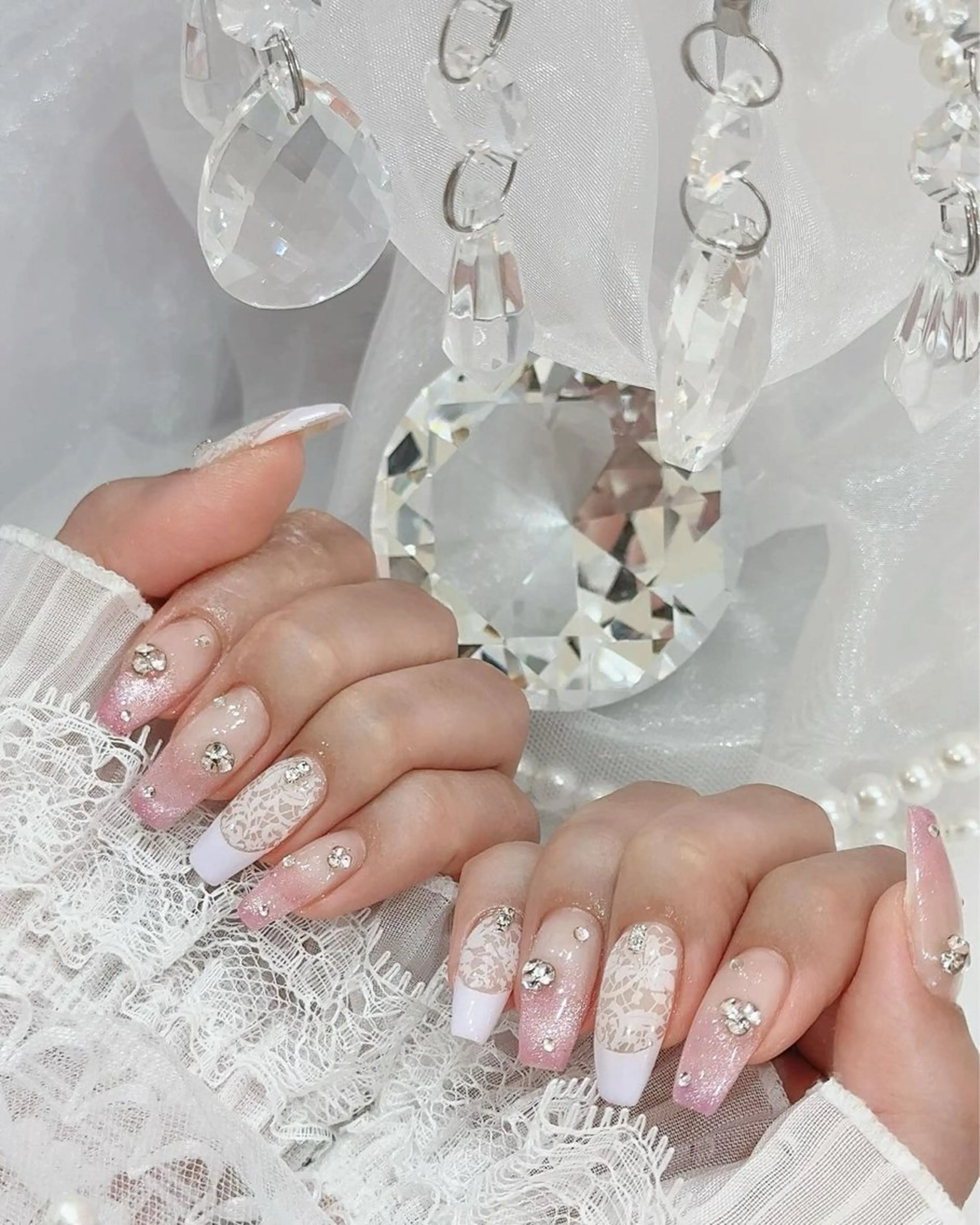 カラー グラデーションカラー ピンクカラー ハンドネイル AIN Nailのネイルデザイン
