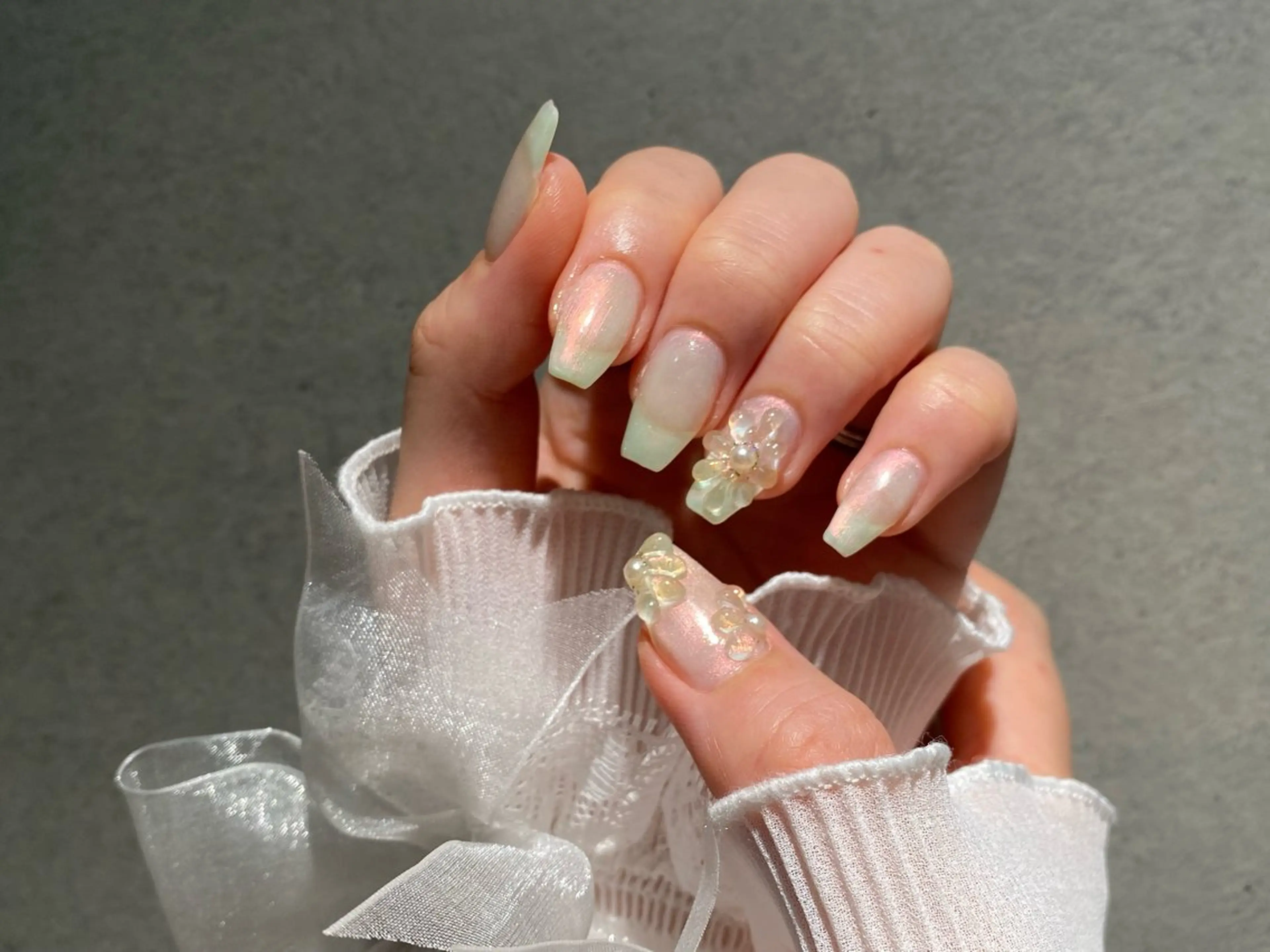 ネイル I-nailロング /ワンホン/キラキラのネイルデザイン