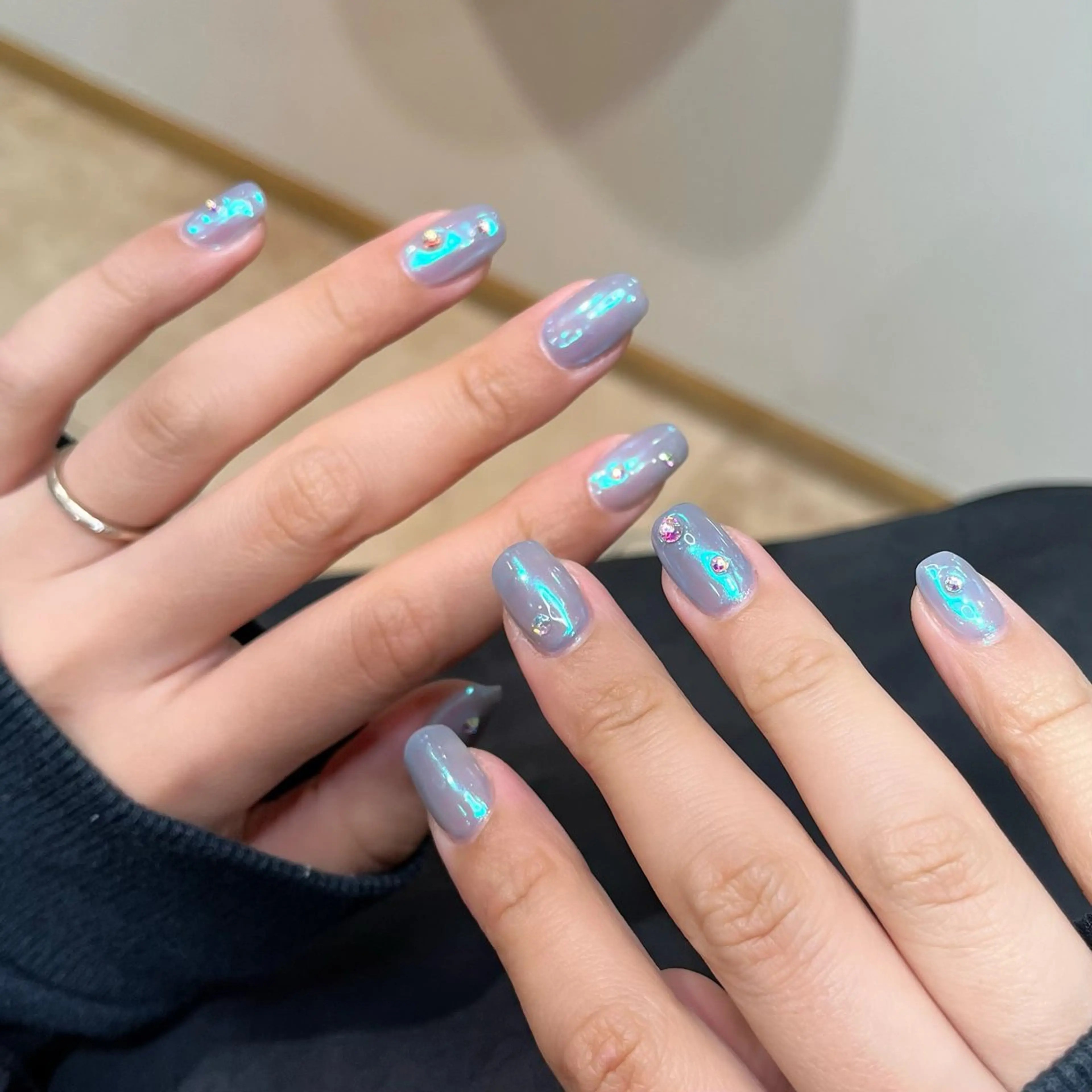 ネイル ハンドネイル GALLARIA Elegante 緑のネイルデザイン