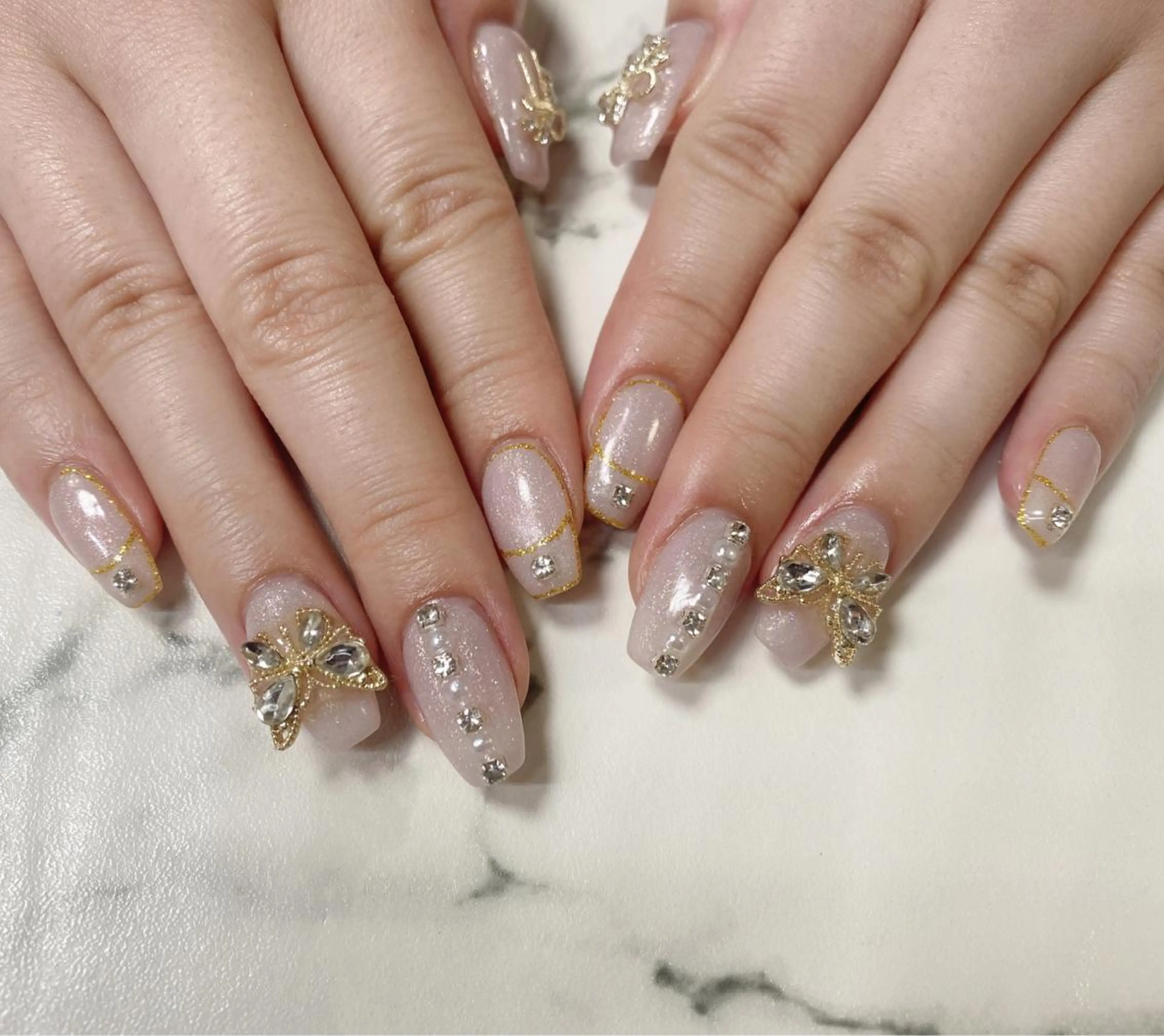 ロング カラー ネイル 長さ出し Q Free nailsのネイルデザイン