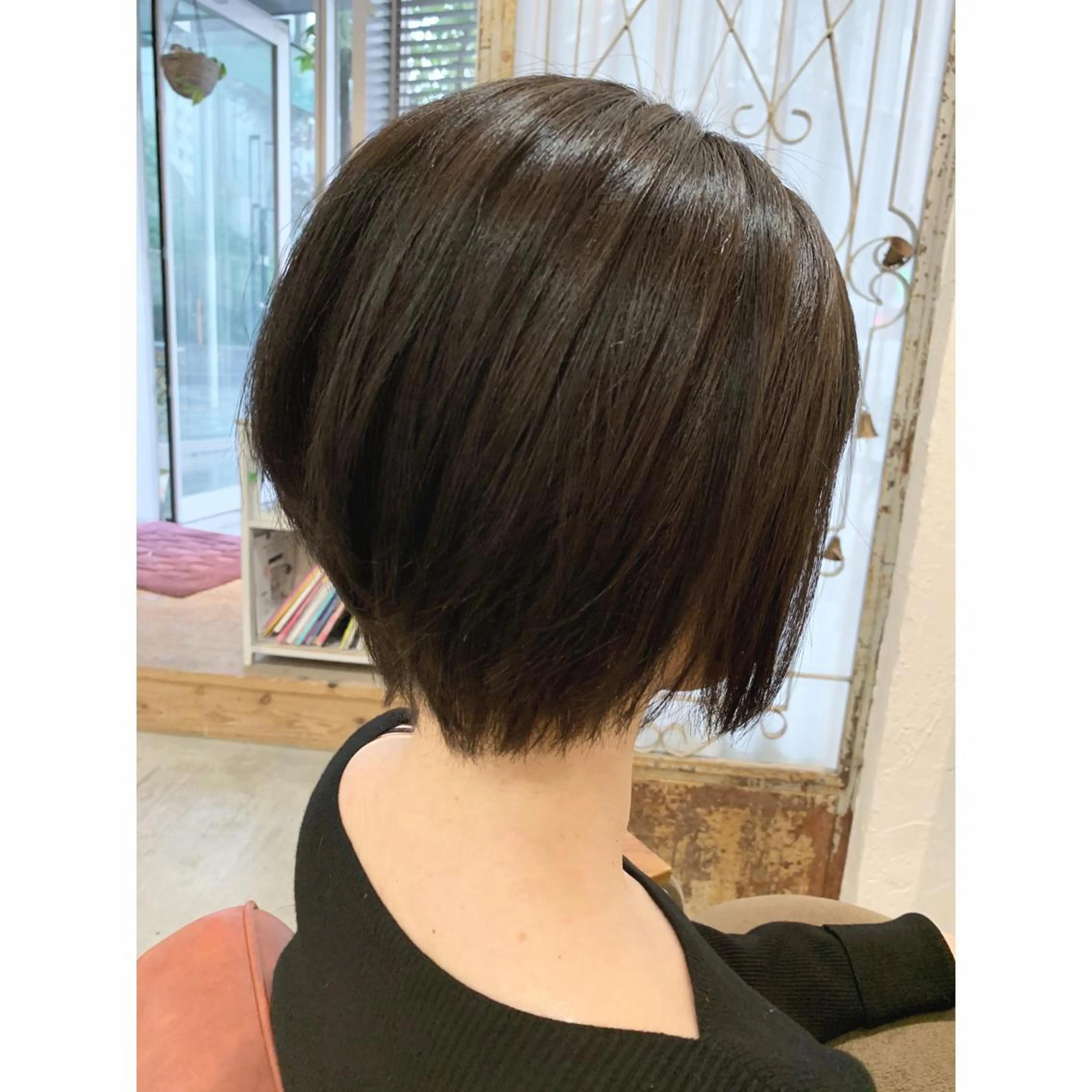 ショート カラー カット ヘアカラー fio マナミのヘアスタイル