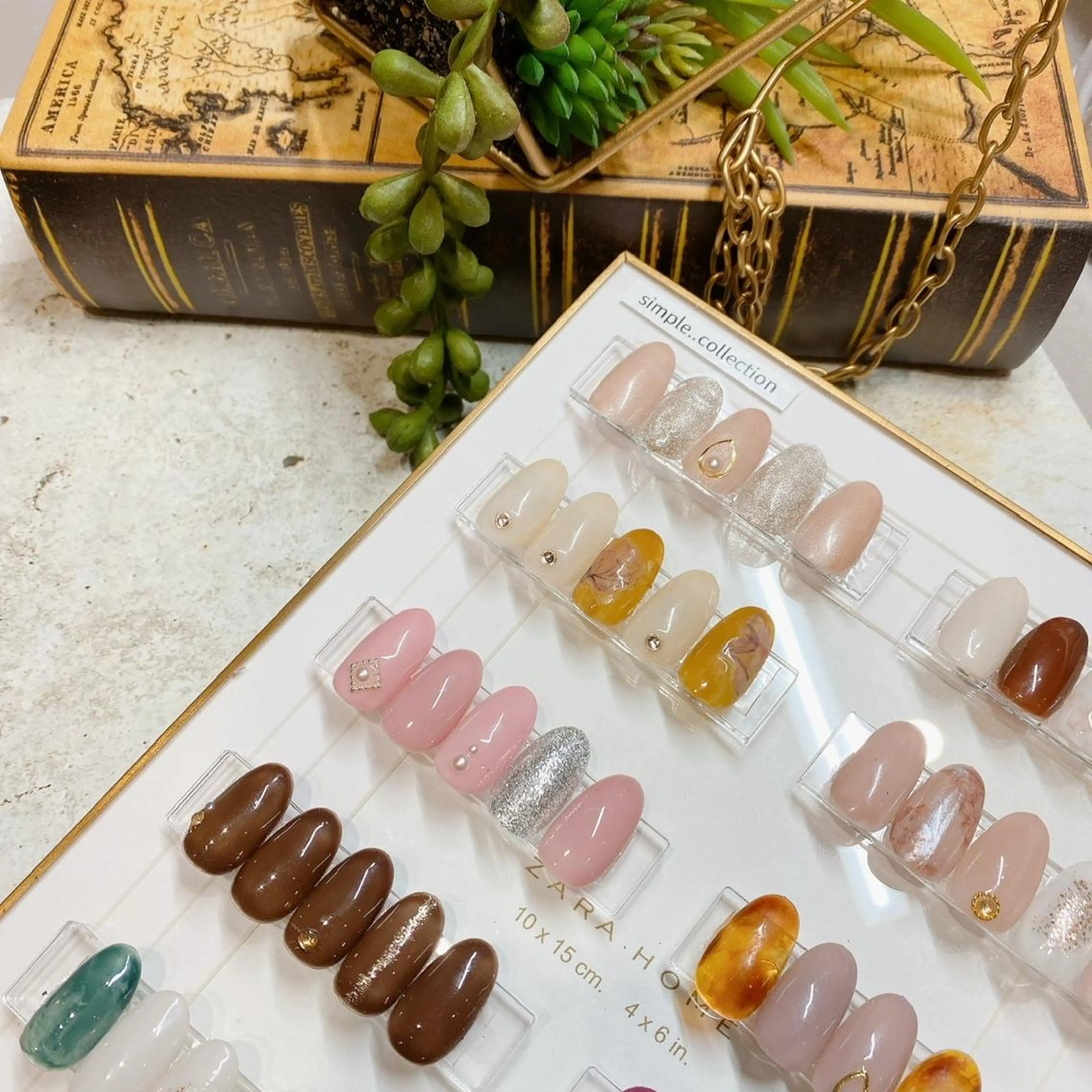 ネイル coconailミユ 🎀のネイルデザイン