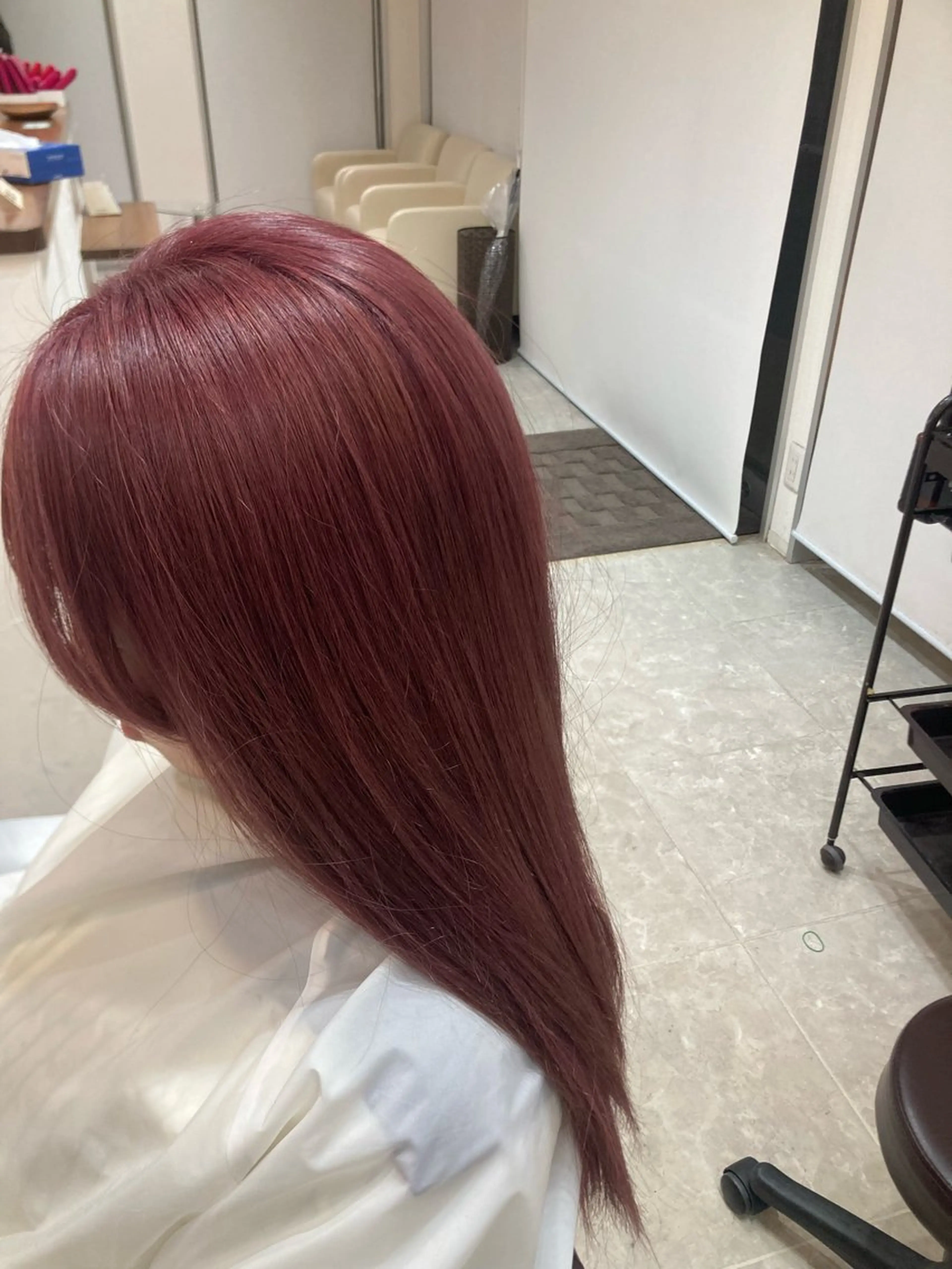 カラー ブリーチ ピンクカラー 北岡 唯翔のヘアスタイル