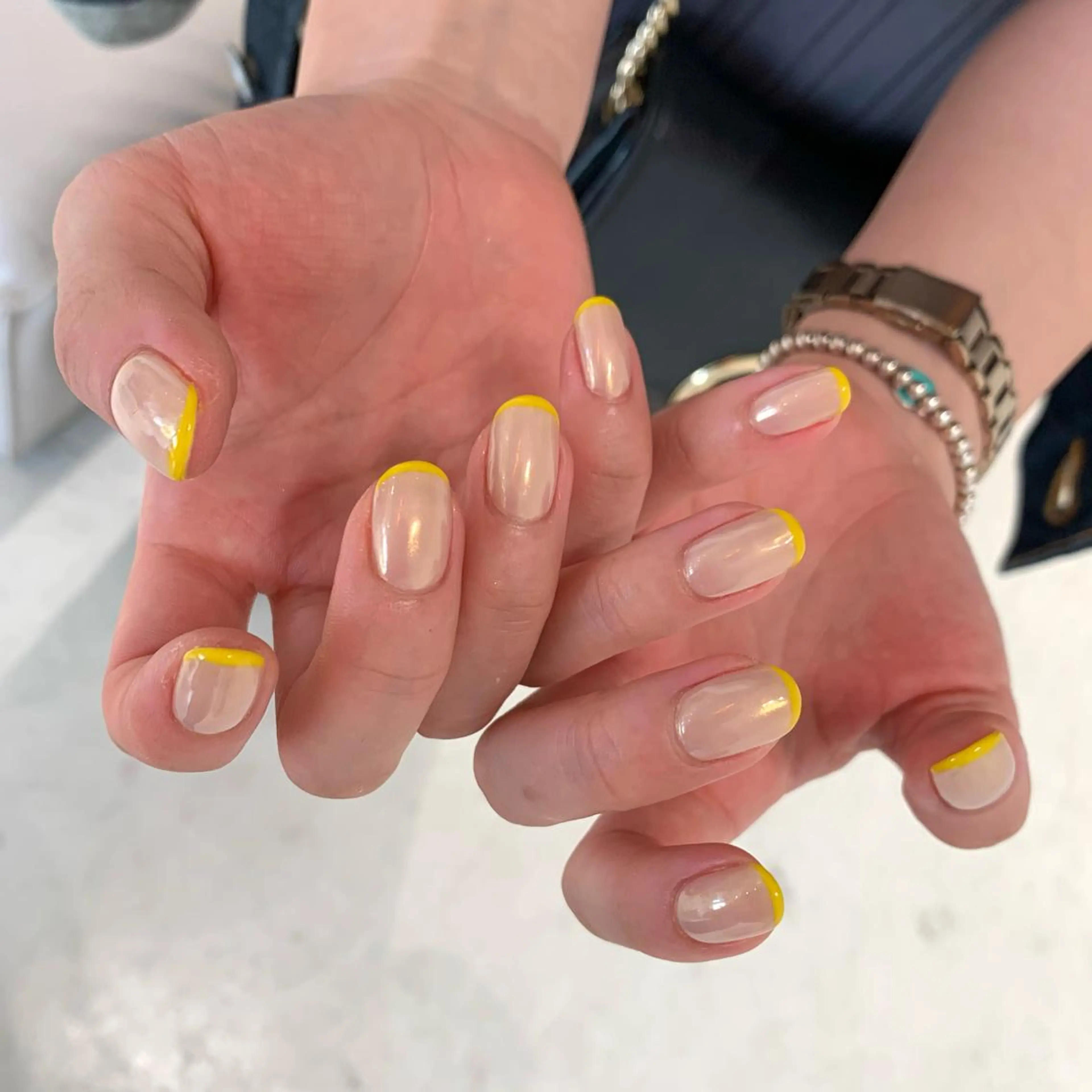 ネイル オーロラネイル ハンドネイル ハンドケア esby Loely MIZUKIのネイルデザイン