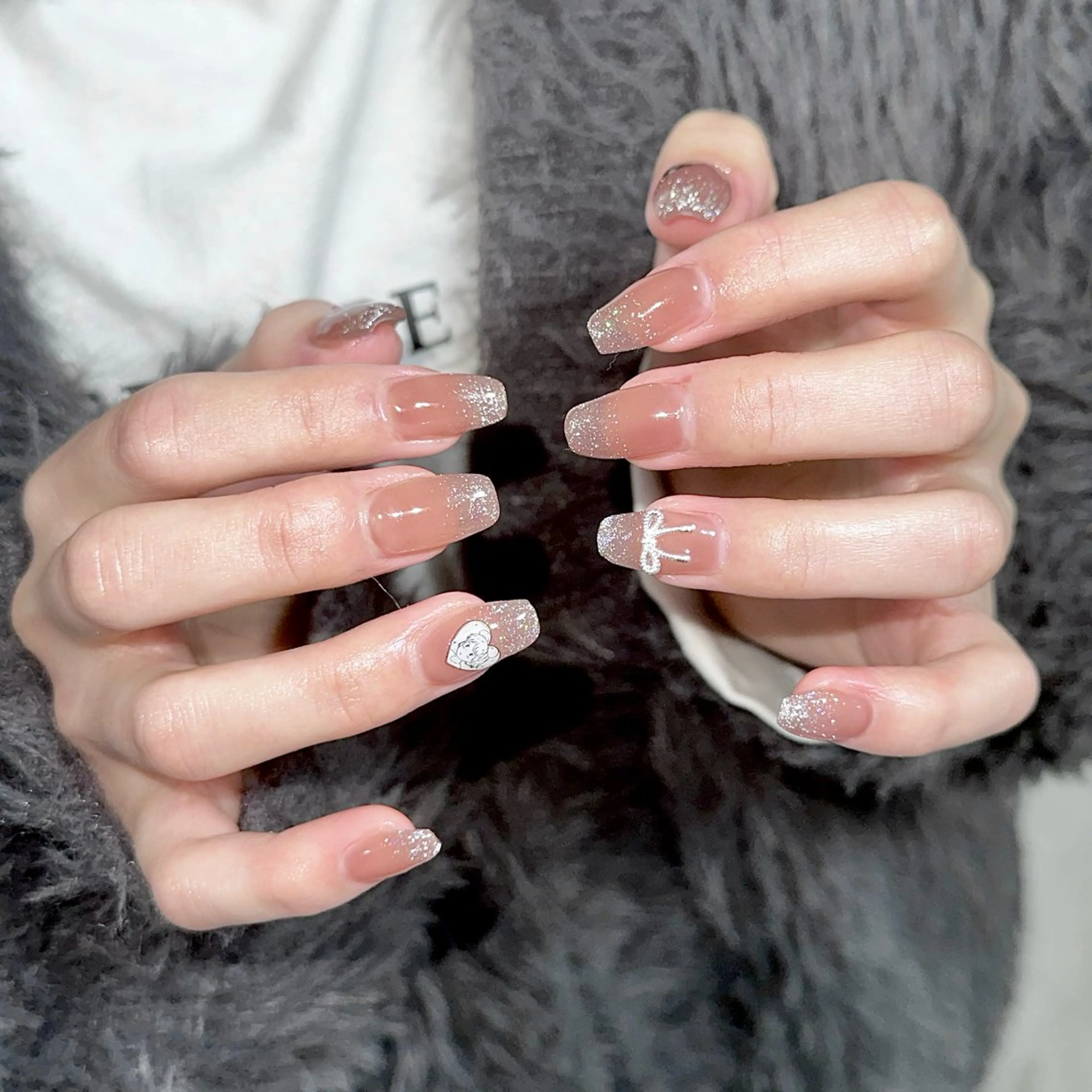 ネイル 冬ネイル LAUR Natsukiのネイルデザイン