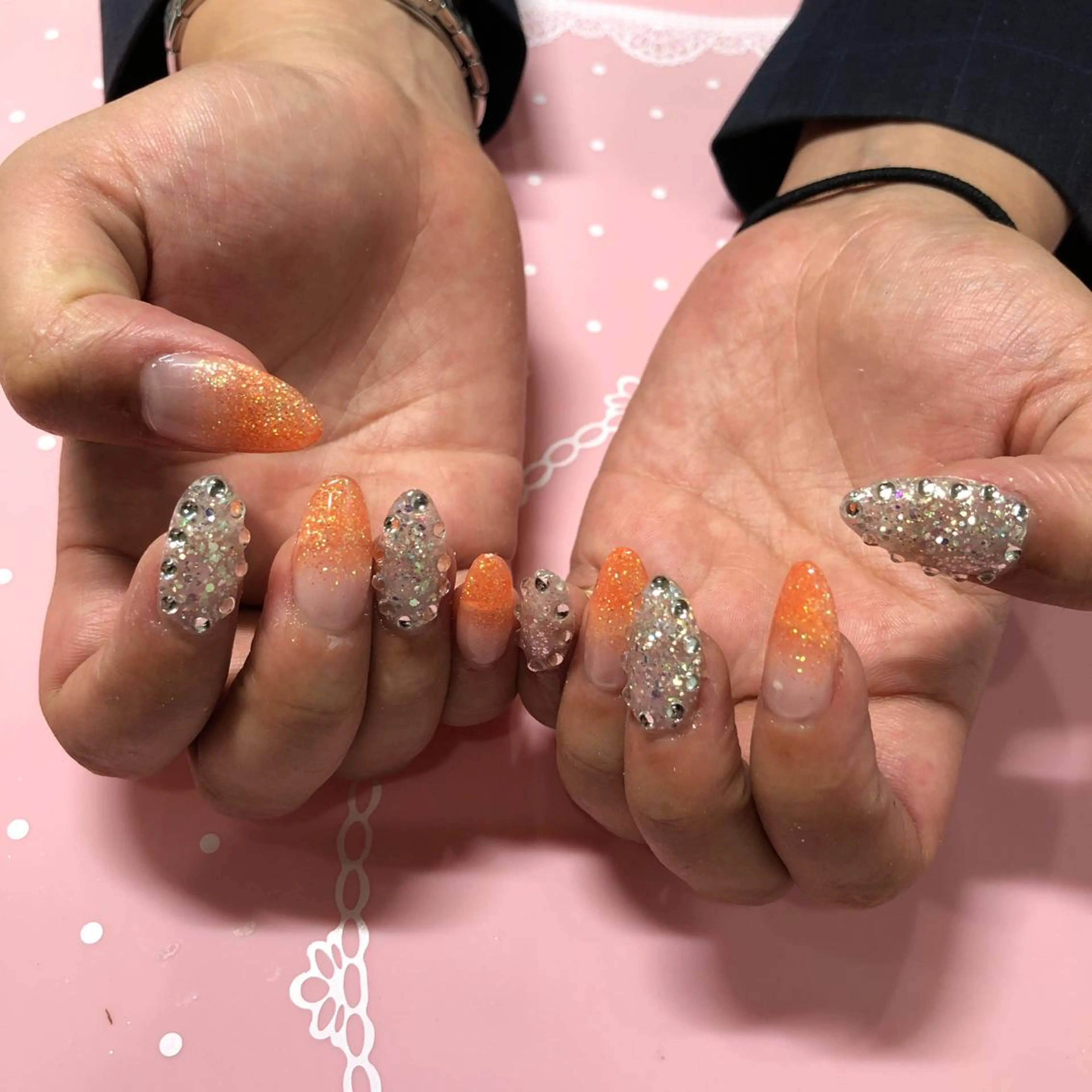 ミディアム ネイル ストーンネイル ハンドネイル 《LB》ラブリエ Nail&eyeのマツエク・マツパデザイン