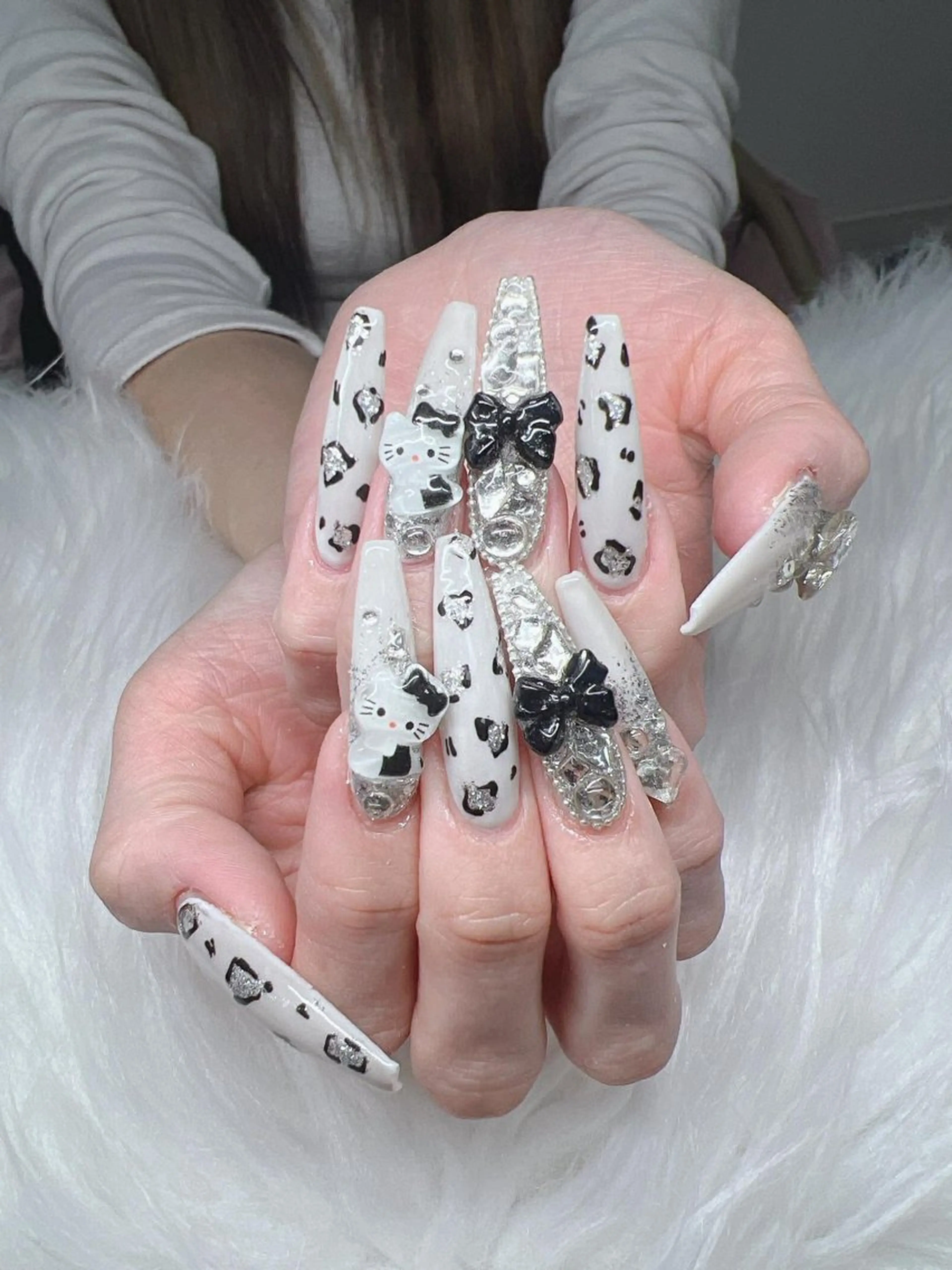 ネイル 長さ出し グラデーション 卒業式 キラキラネイル マグネットネイル ハンドネイル Lee Nailsのネイルデザイン