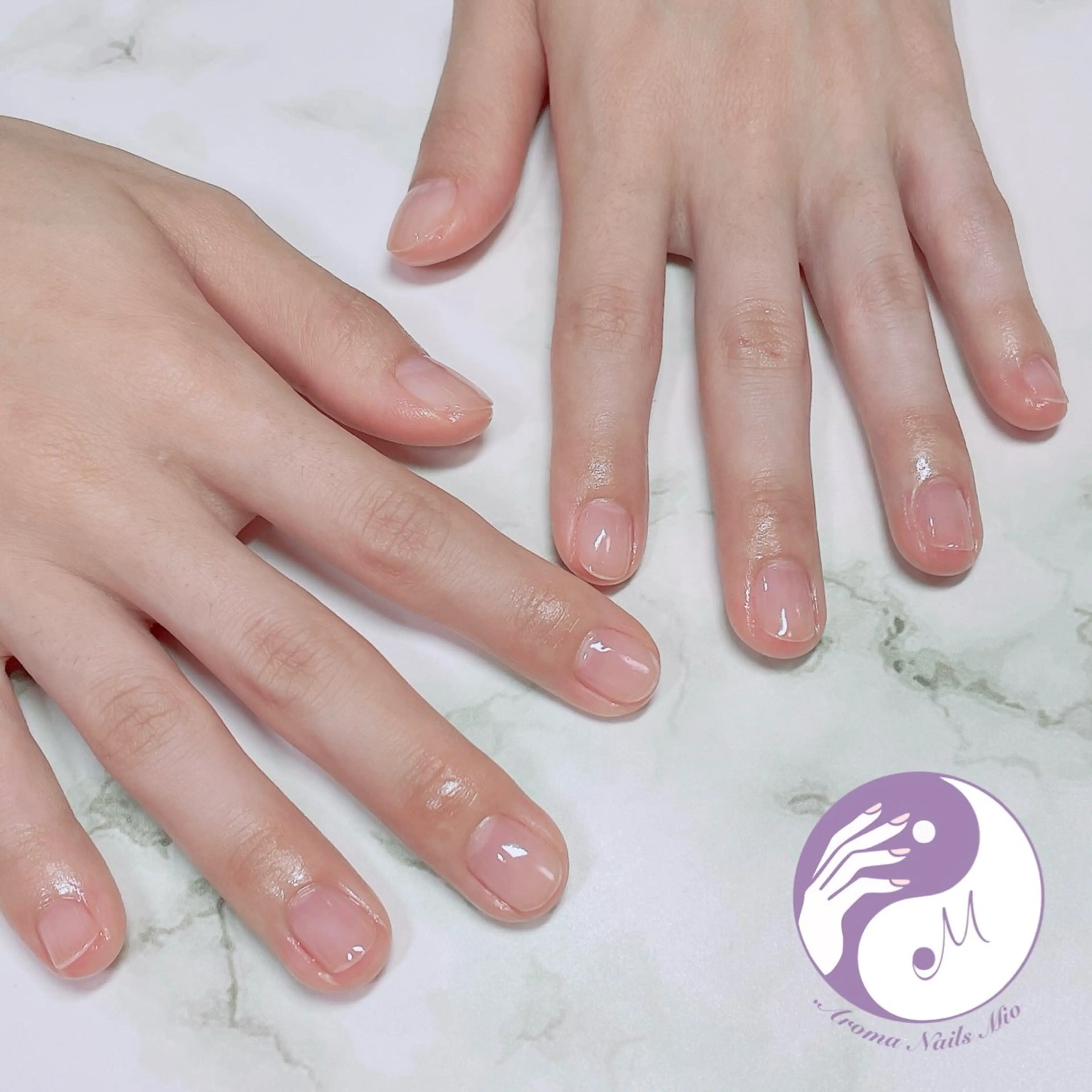 ネイル 赤色 .Nails Mio 赤羽西ネイルサロンのネイルデザイン