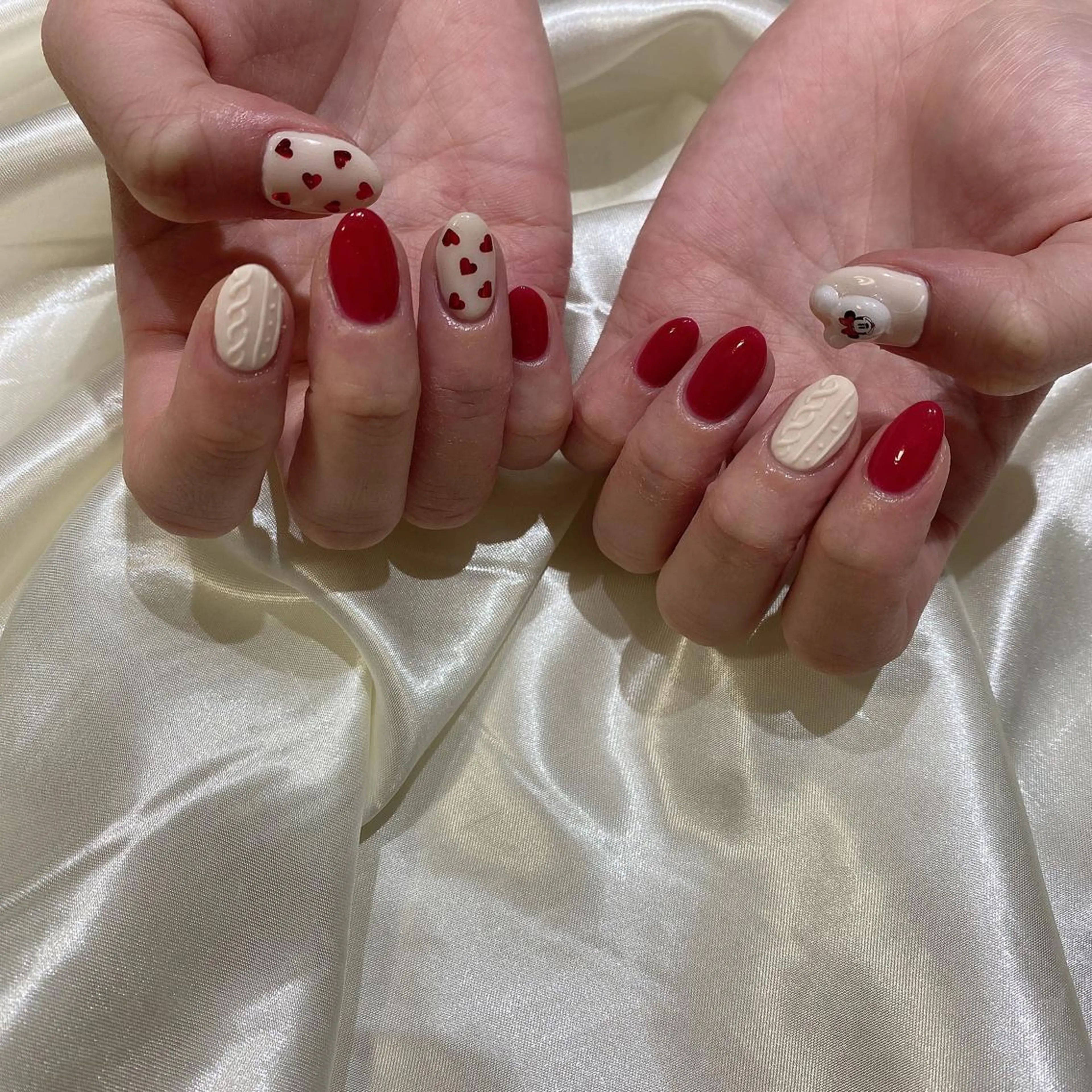 ネイル ハンドネイル 西岡 杏のネイルデザイン