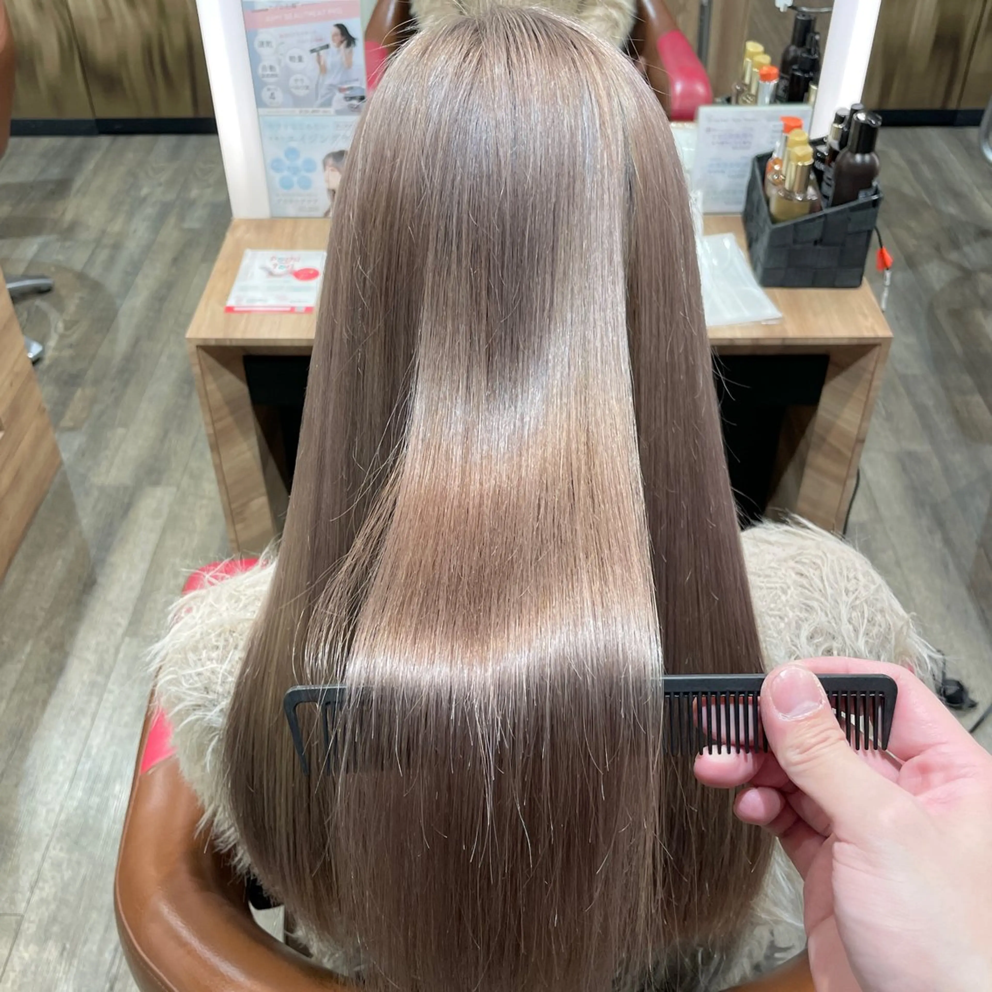 ロング カット ヘアカラー レディースモデル 募集中/吉川賢心のヘアスタイル