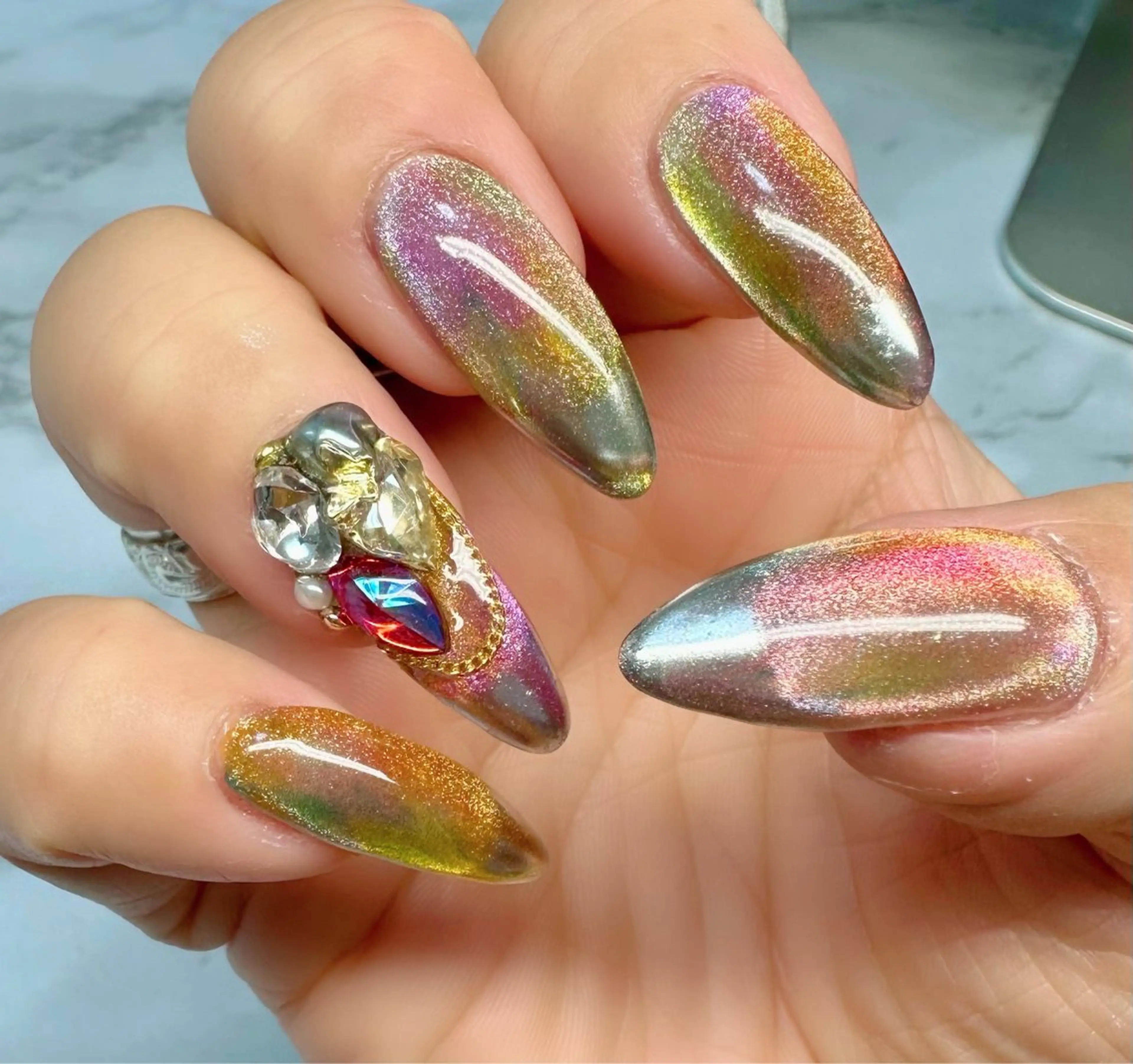 ネイル アートネイル オーロラネイル ラメ(グリッター) マグネットネイル ワンカラーネイル M.N_ nailのネイルデザイン