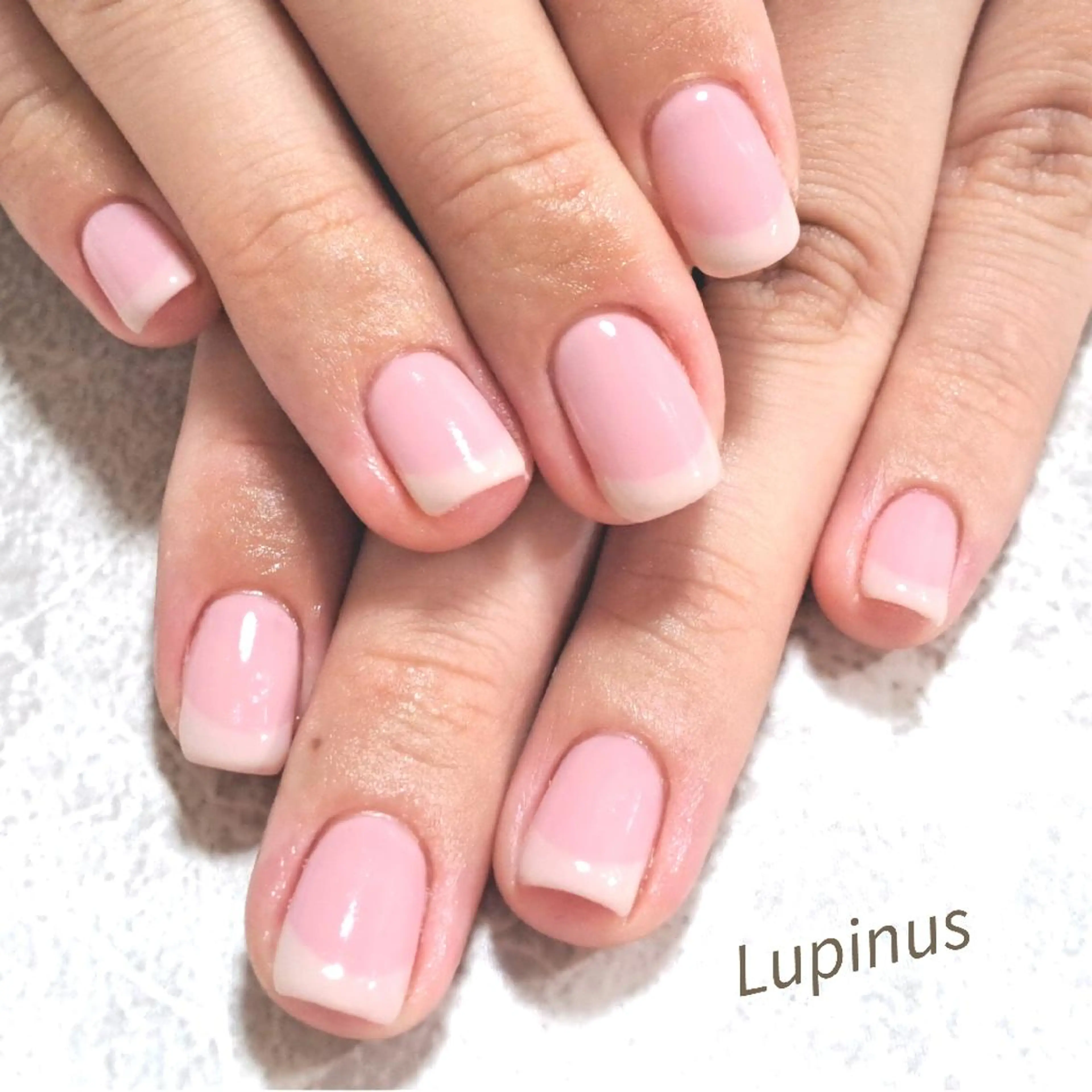 ネイル フレンチネイル Lupinus ルピナスのネイルデザイン