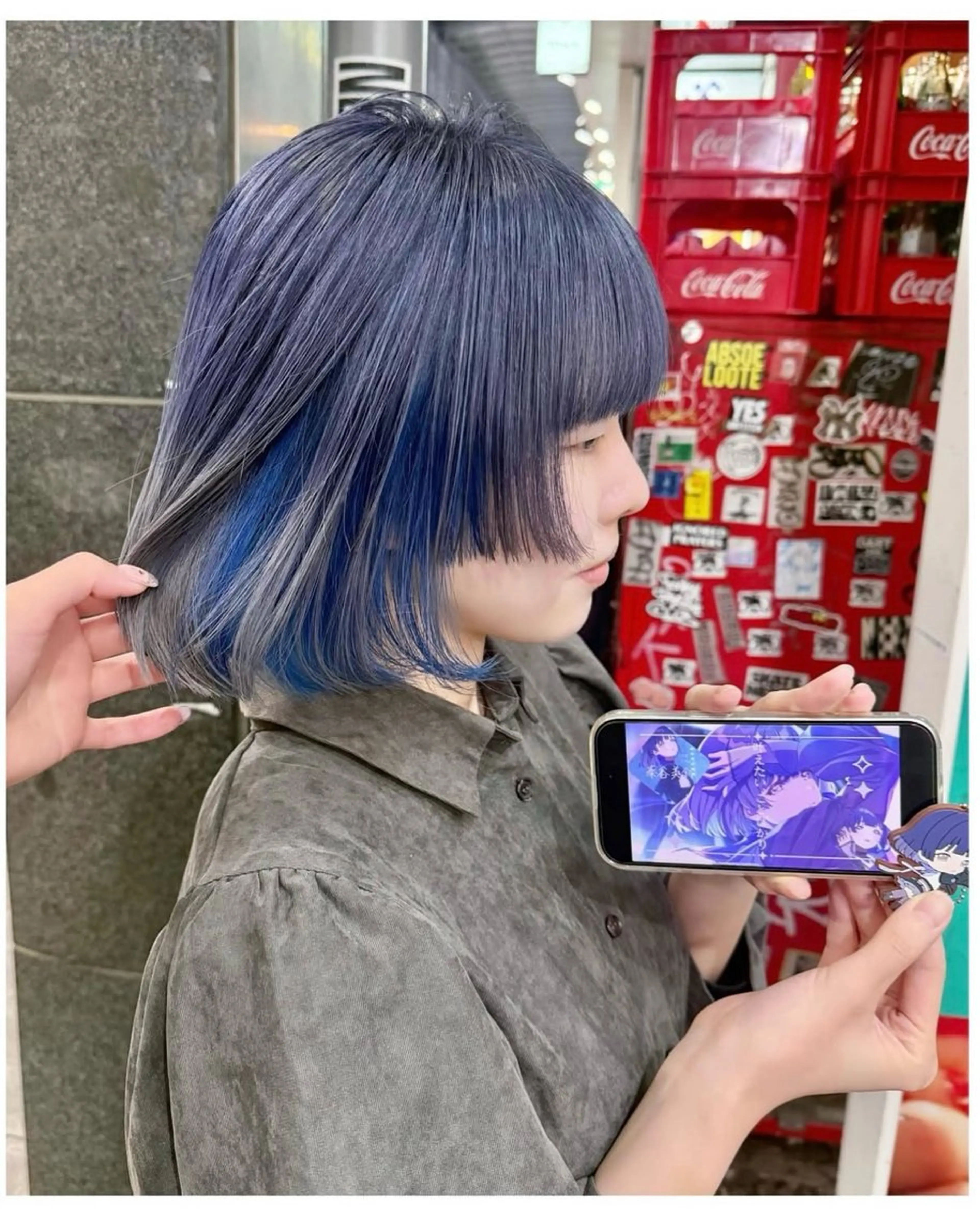 ショート カラー ブルーカラー ヘアカラー TSUNO🦖 派手髪/オタク美容師のヘアスタイル