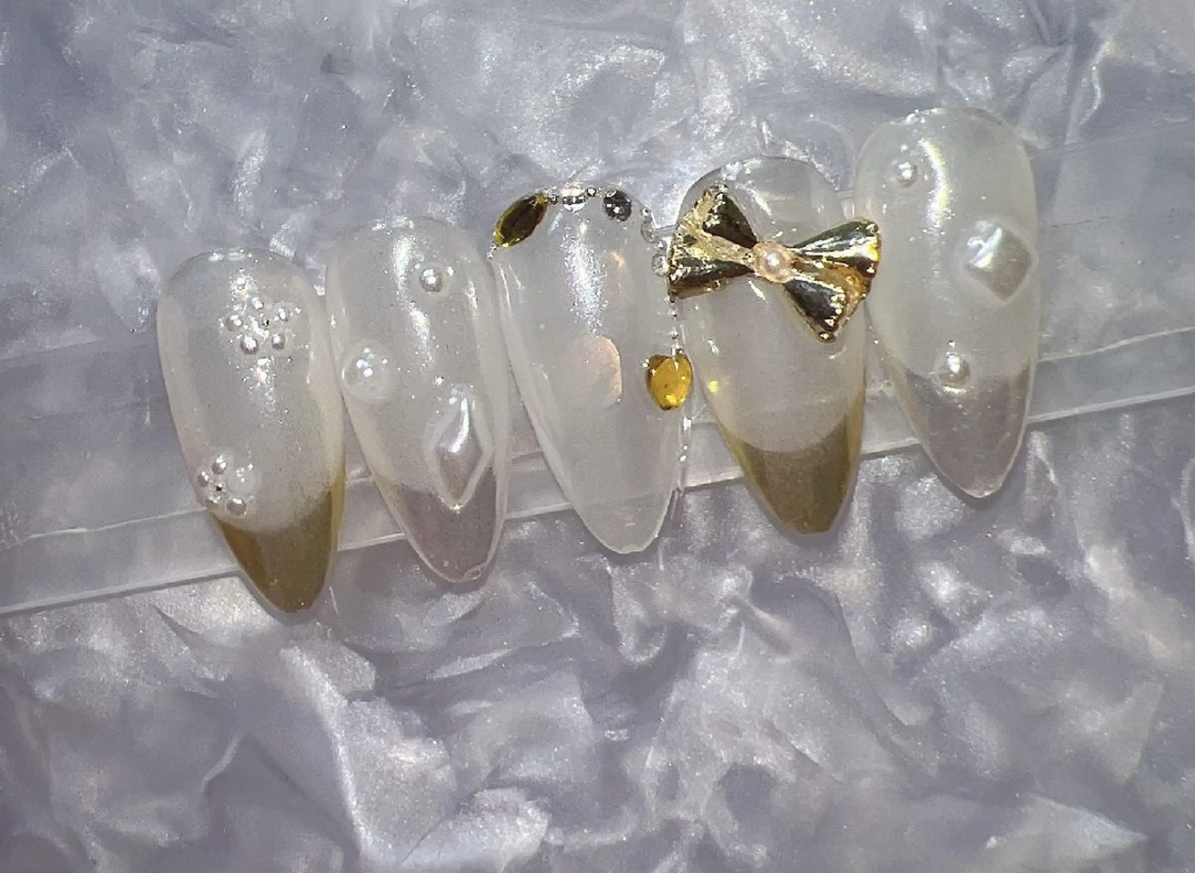 ネイル DOMI　NAIL 💅🏻のネイルデザイン