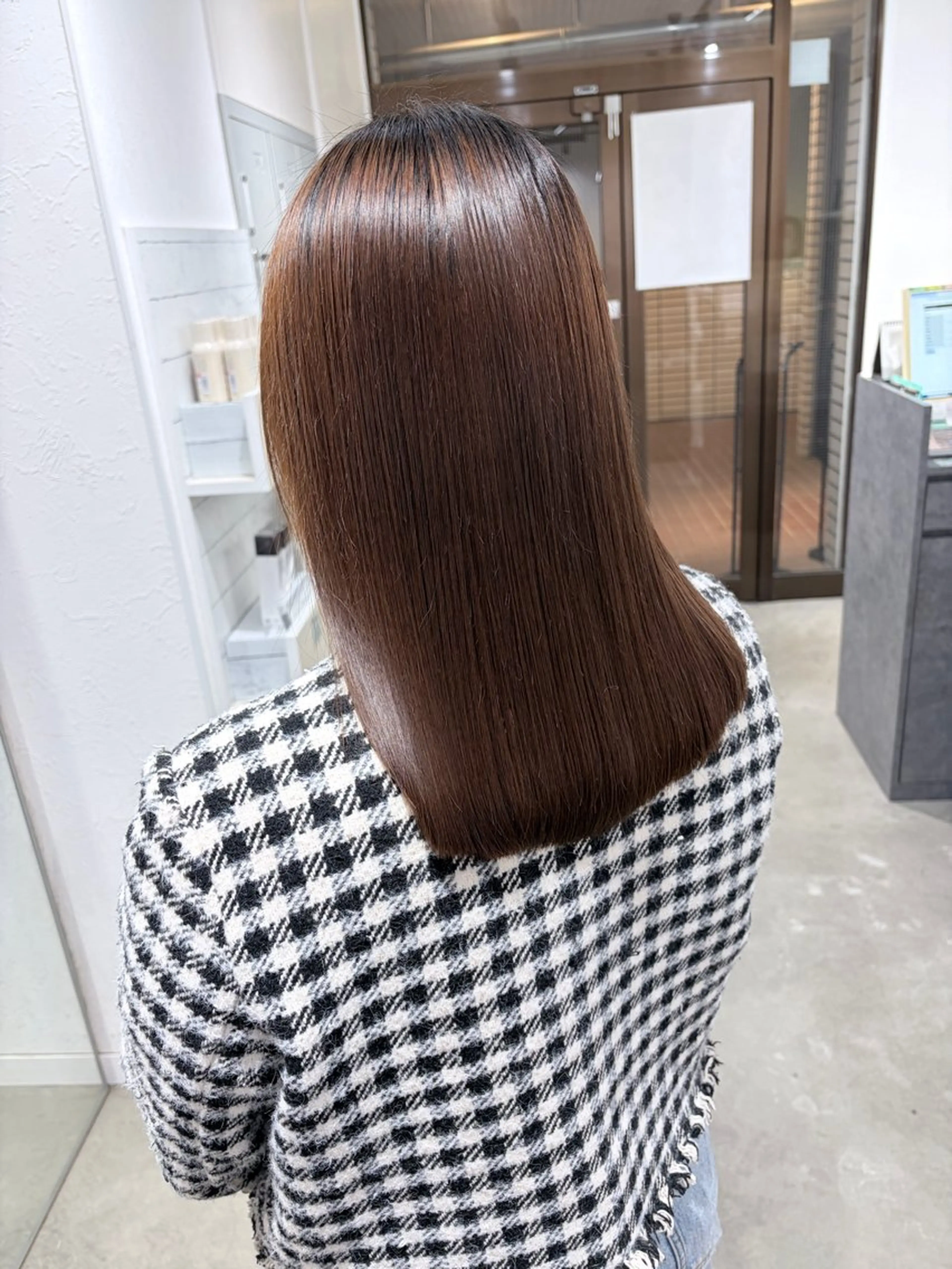 カラー まつお (カットモデル募集)のヘアスタイル