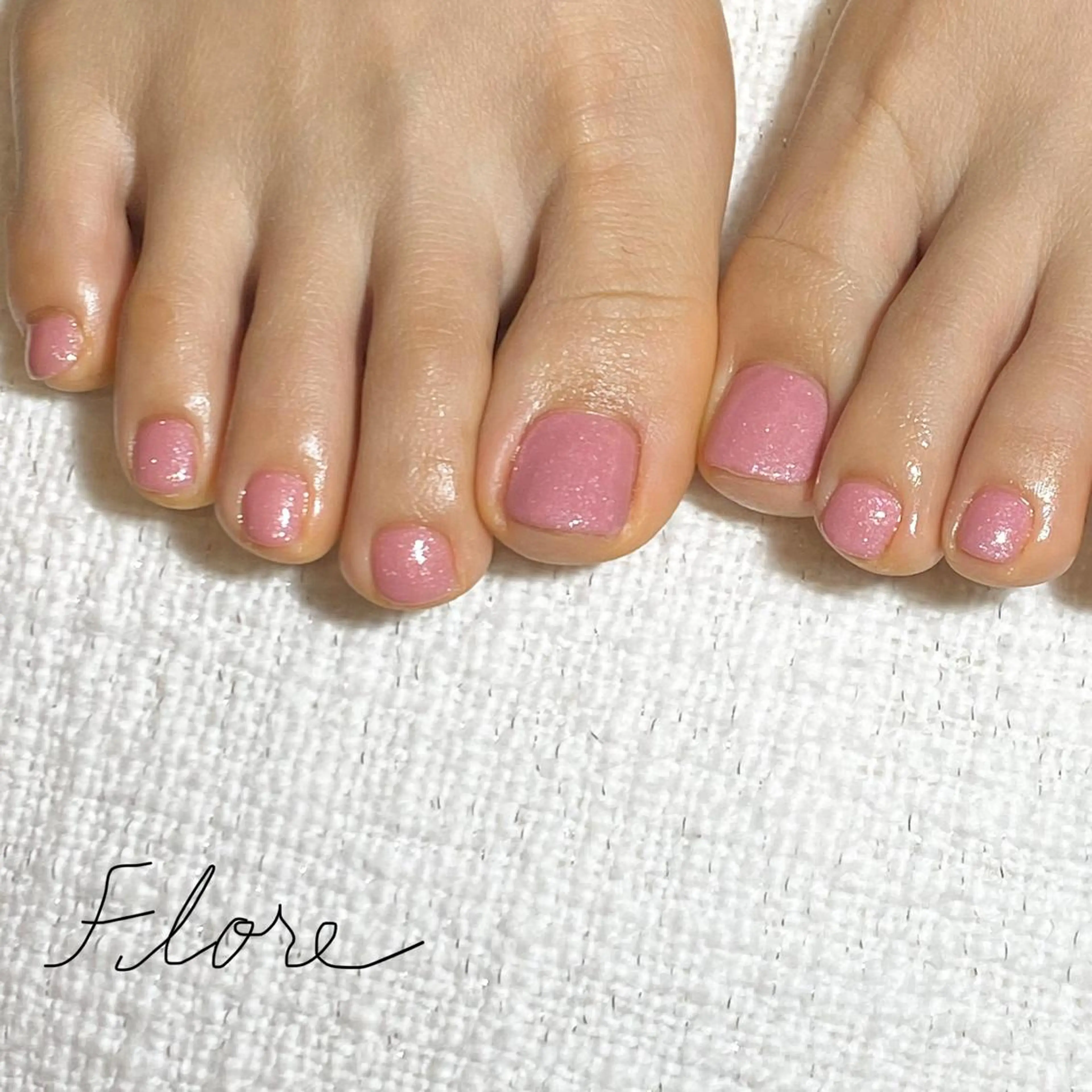 ネイル Flore (フロール)の眉毛・アイブロウイメージ