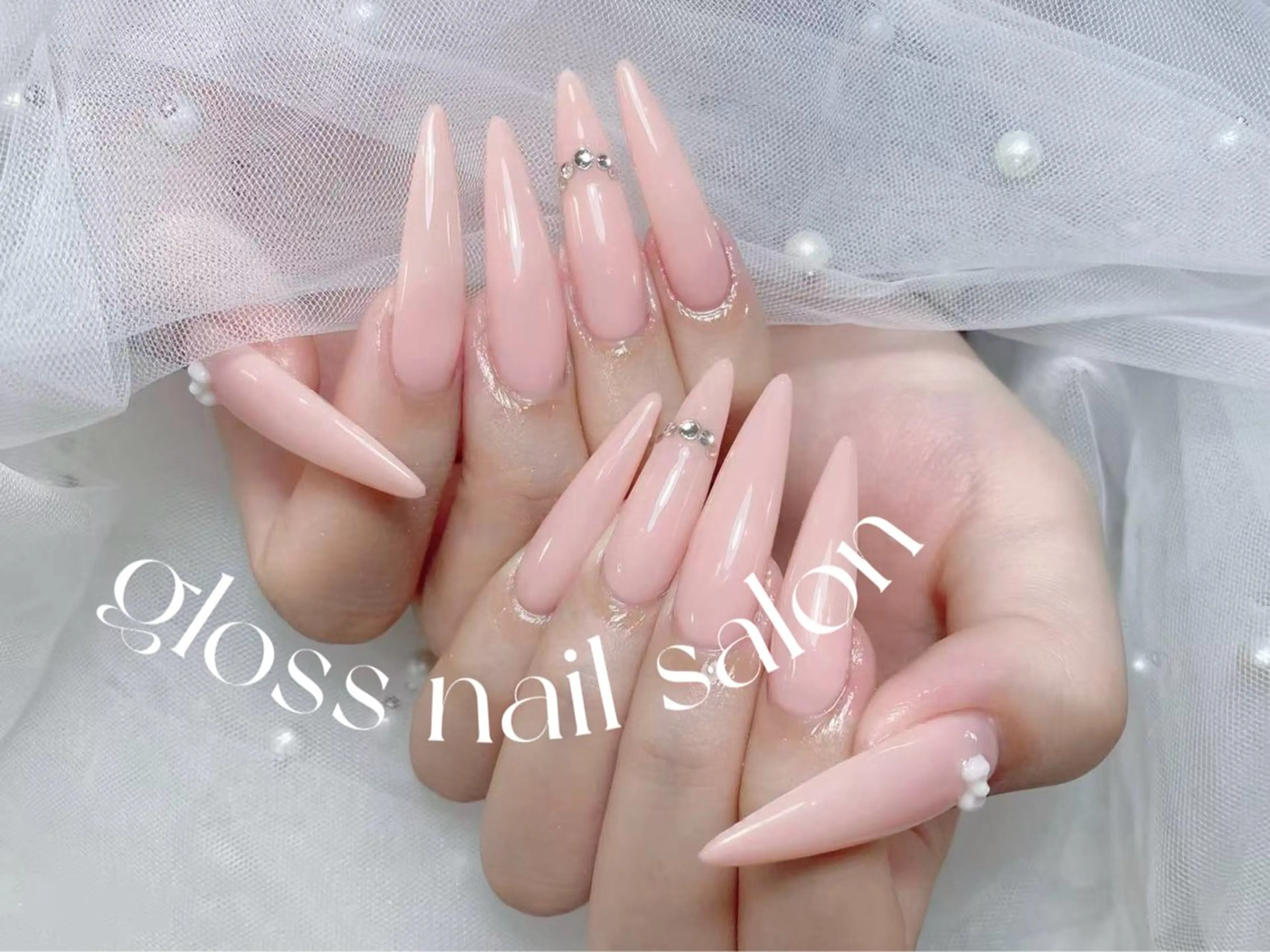 ネイル miho🍎 Gloss nailのネイルデザイン