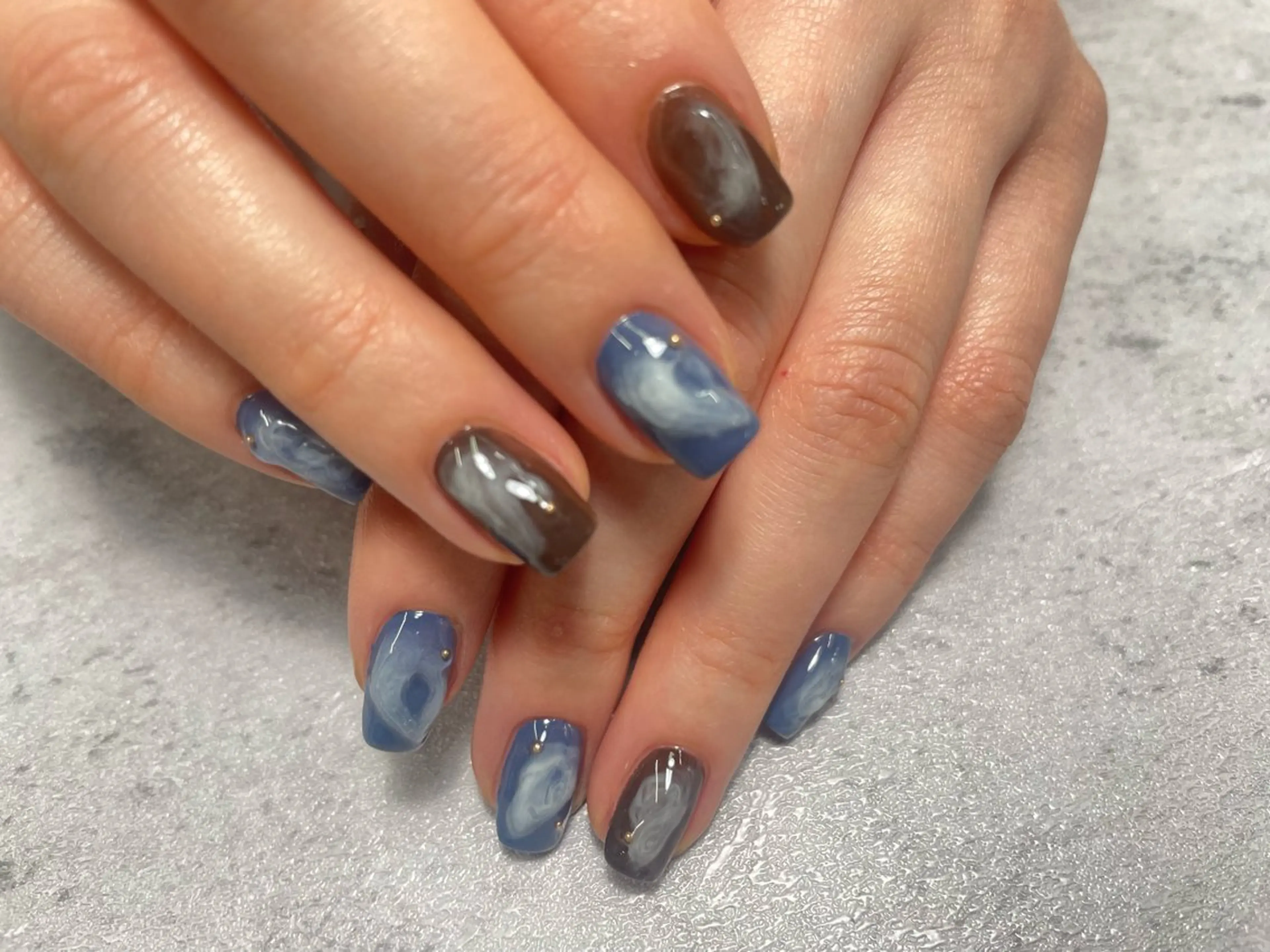ネイル ニュアンスネイル k+1 nail salonのネイルデザイン
