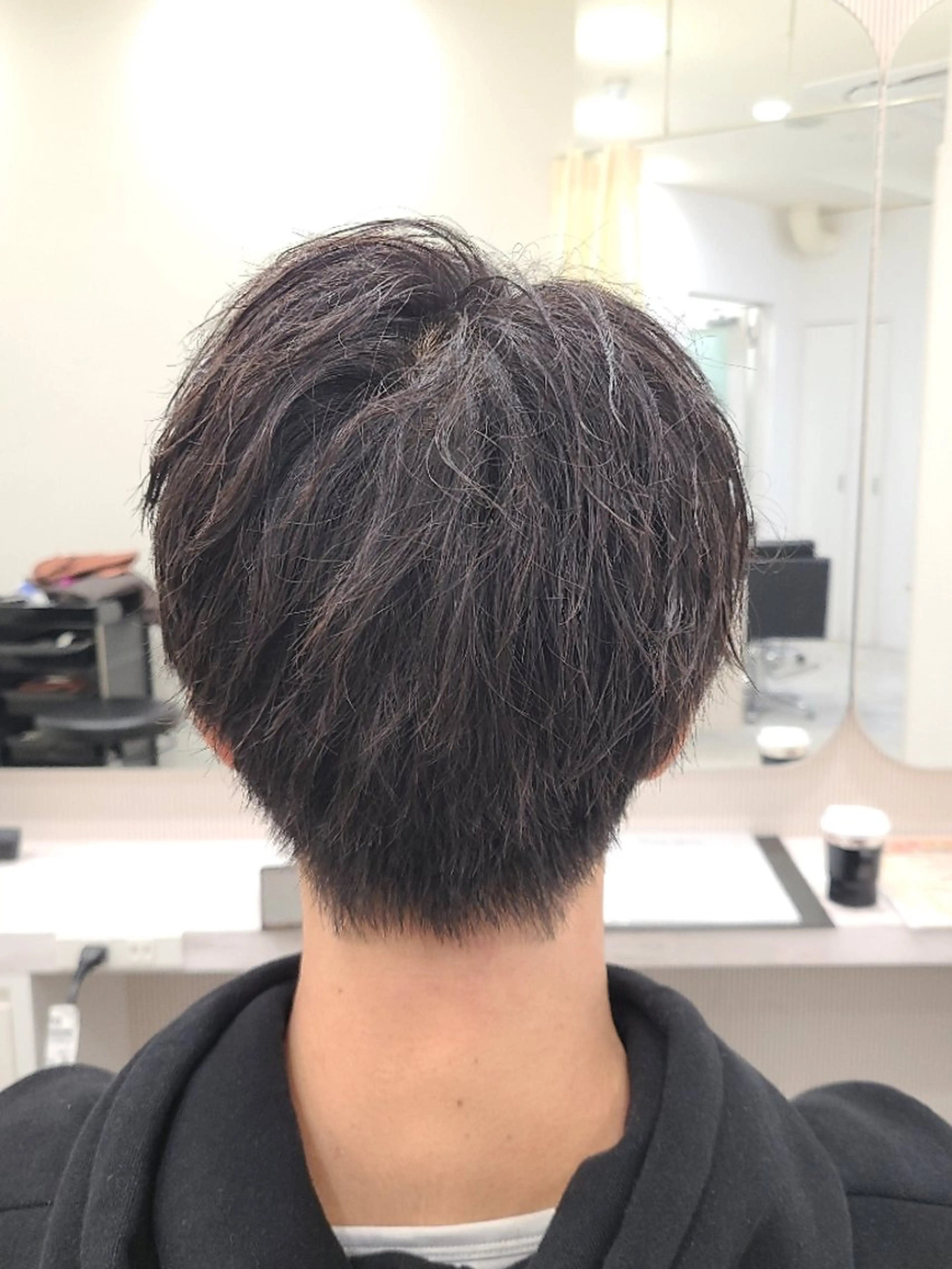 ショート パーマ メンズ カット 桐島 令奈のヘアスタイル